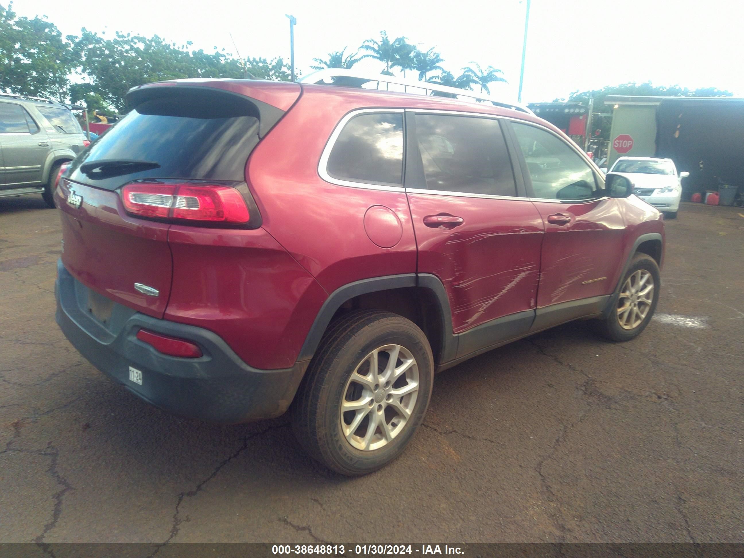 2015 Jeep Cherokee Latitude vin: 1C4PJMCB6FW529426