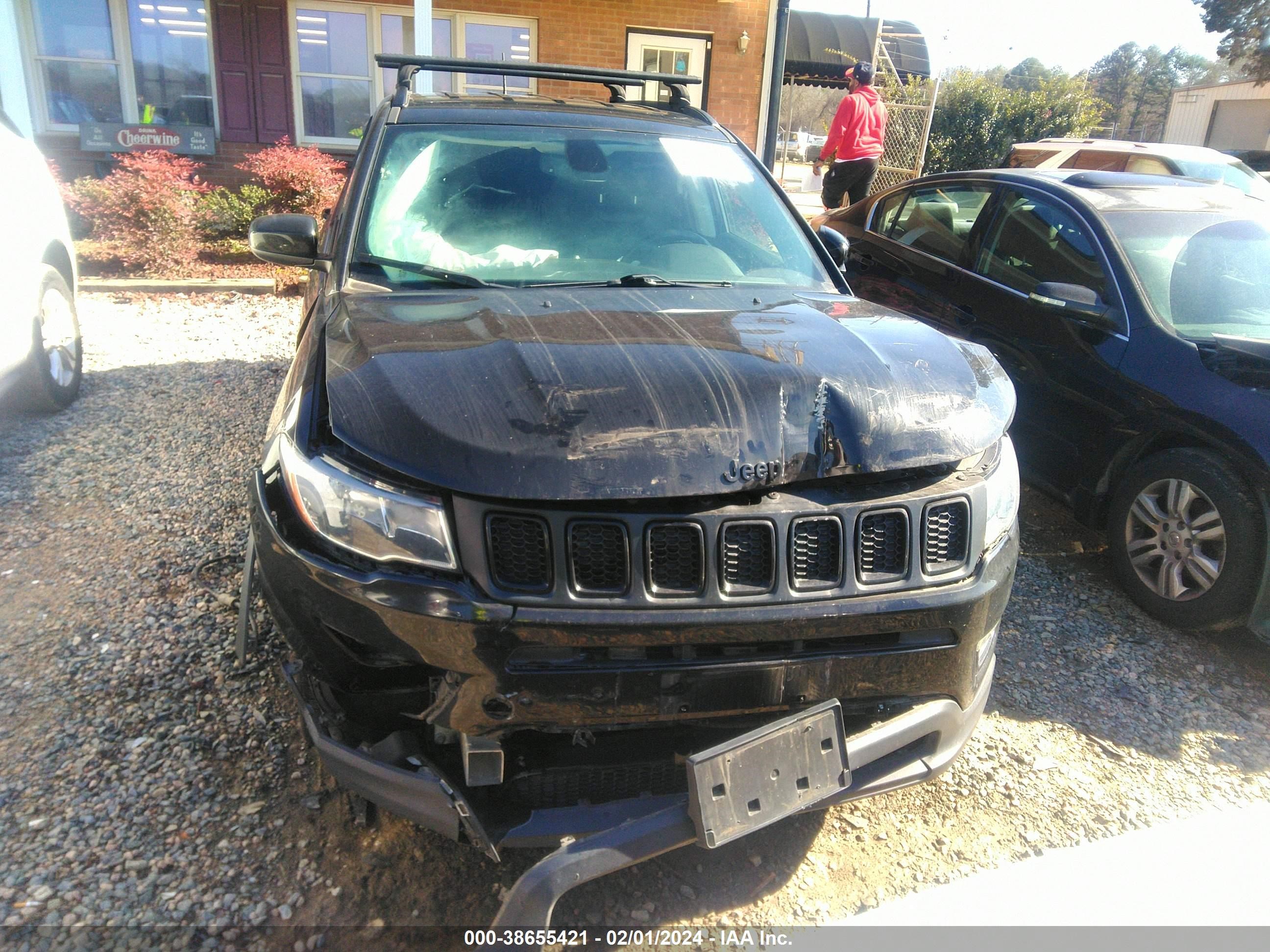 2020 Jeep Compass Altitude Fwd vin: 3C4NJCBB4LT105280