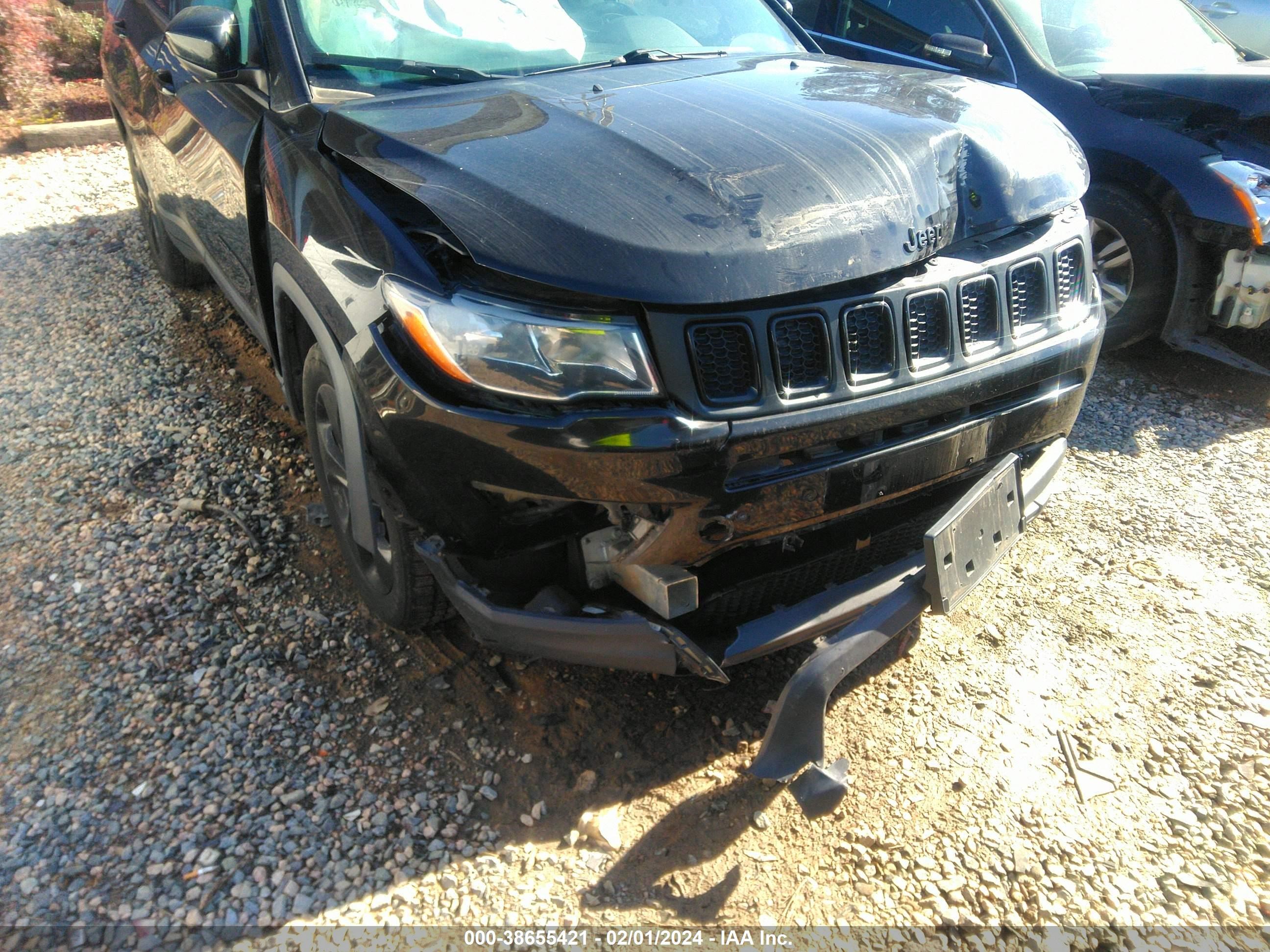 2020 Jeep Compass Altitude Fwd vin: 3C4NJCBB4LT105280