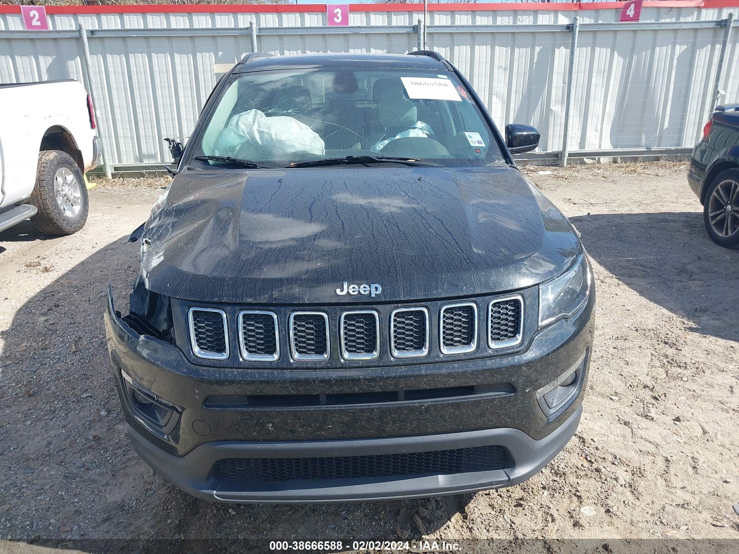 2019 Jeep Compass Sun And Wheel Fwd vin: 3C4NJCBB8KT743482