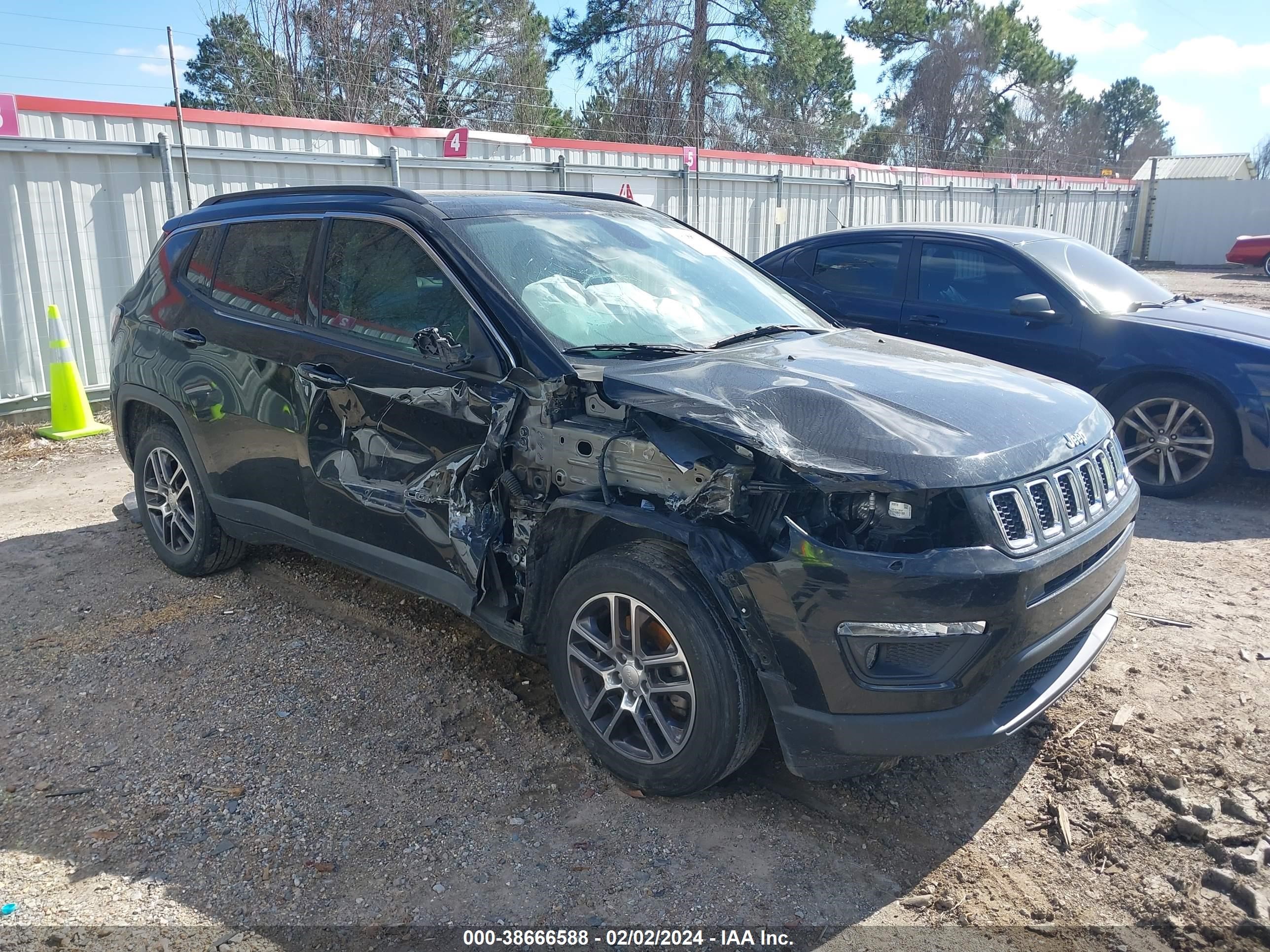 2019 Jeep Compass Sun And Wheel Fwd vin: 3C4NJCBB8KT743482