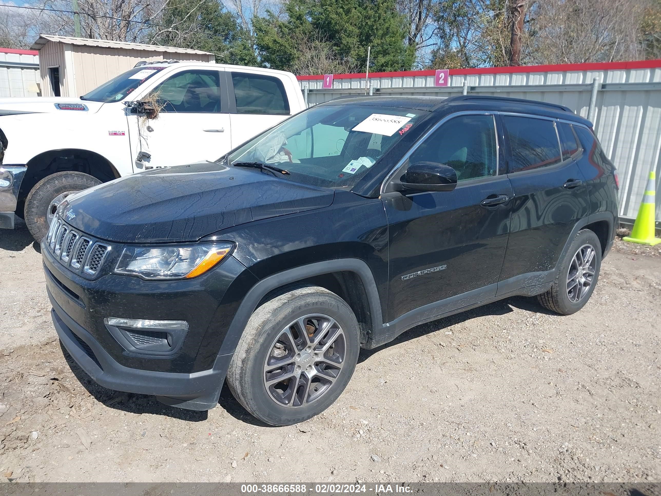 2019 Jeep Compass Sun And Wheel Fwd vin: 3C4NJCBB8KT743482