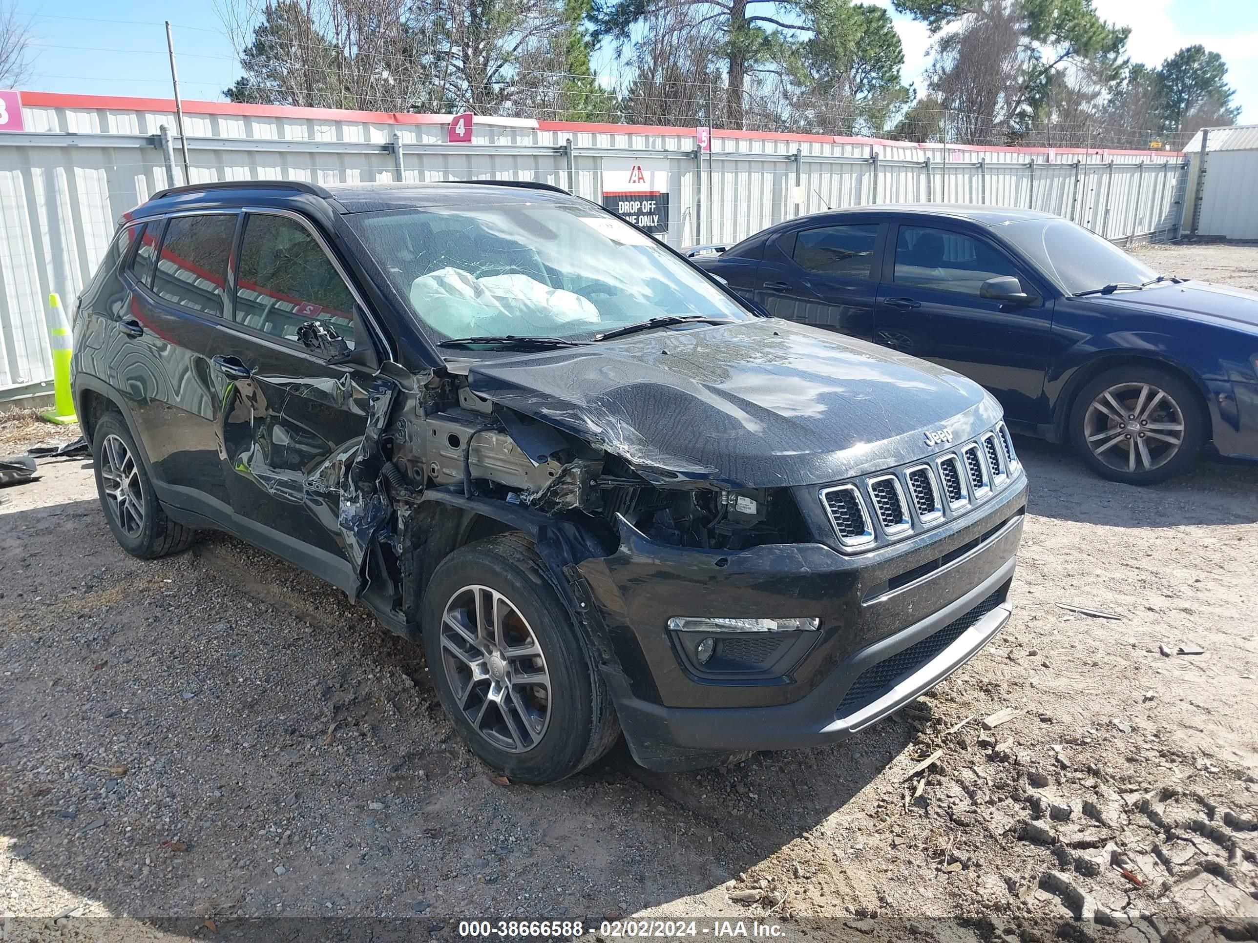 2019 Jeep Compass Sun And Wheel Fwd vin: 3C4NJCBB8KT743482