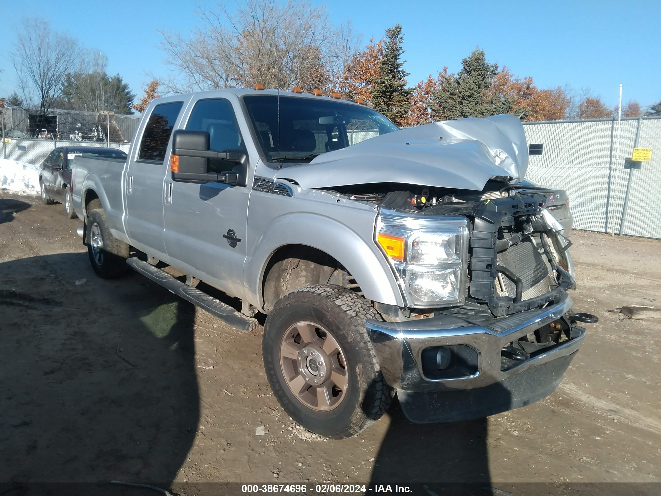 2013 Ford F-250 Lariat vin: 1FT7W2BT6DEA11741