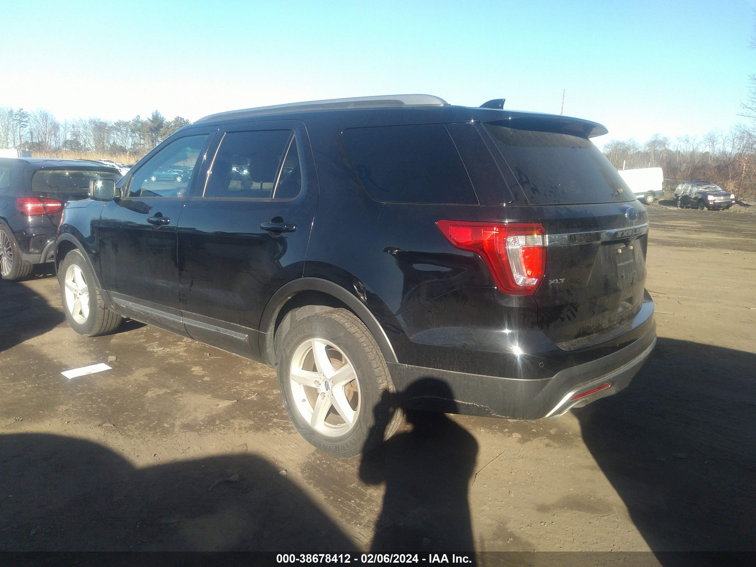 2017 Ford Explorer Xlt vin: 1FM5K8D81HGA07004