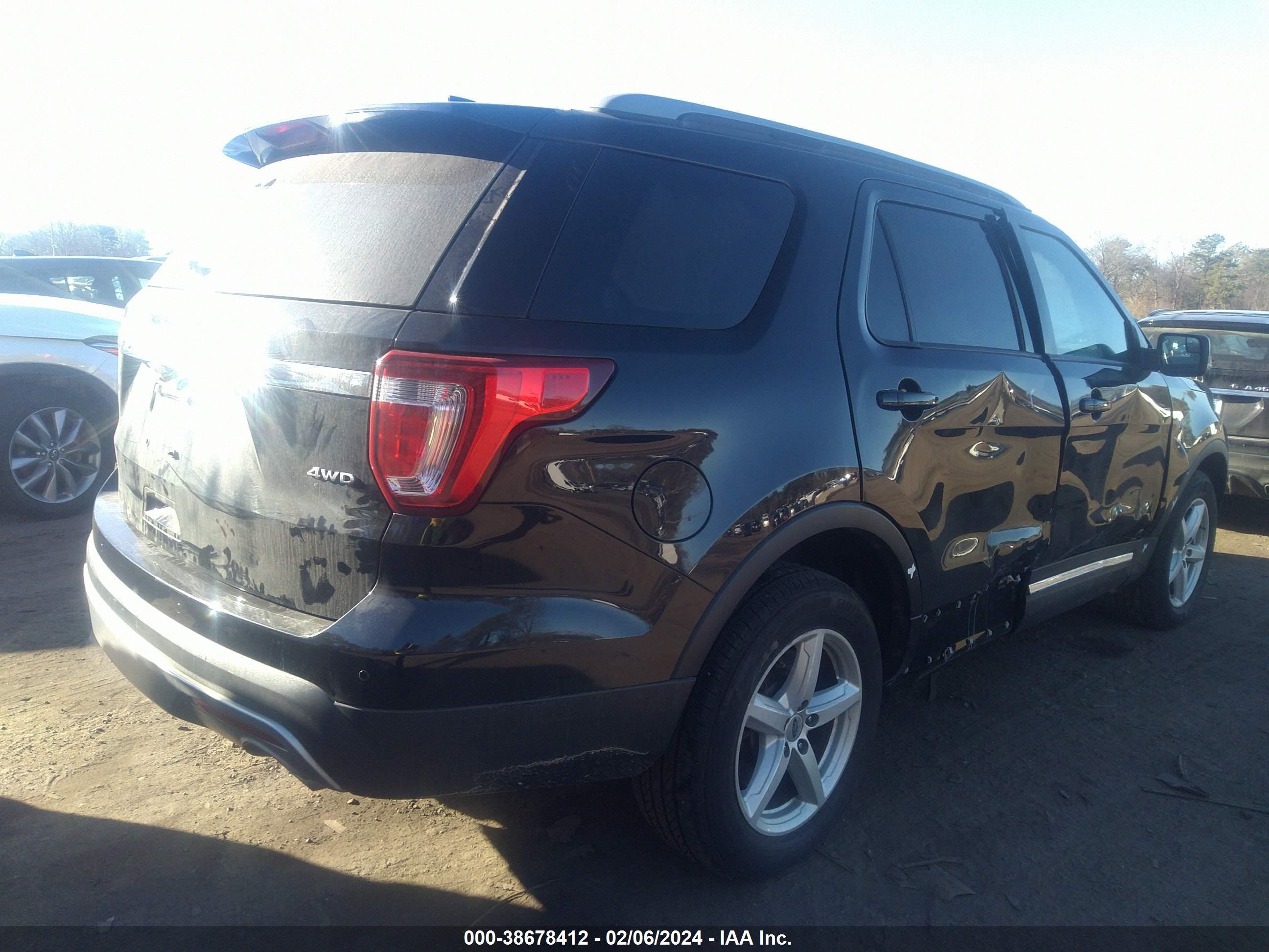 2017 Ford Explorer Xlt vin: 1FM5K8D81HGA07004