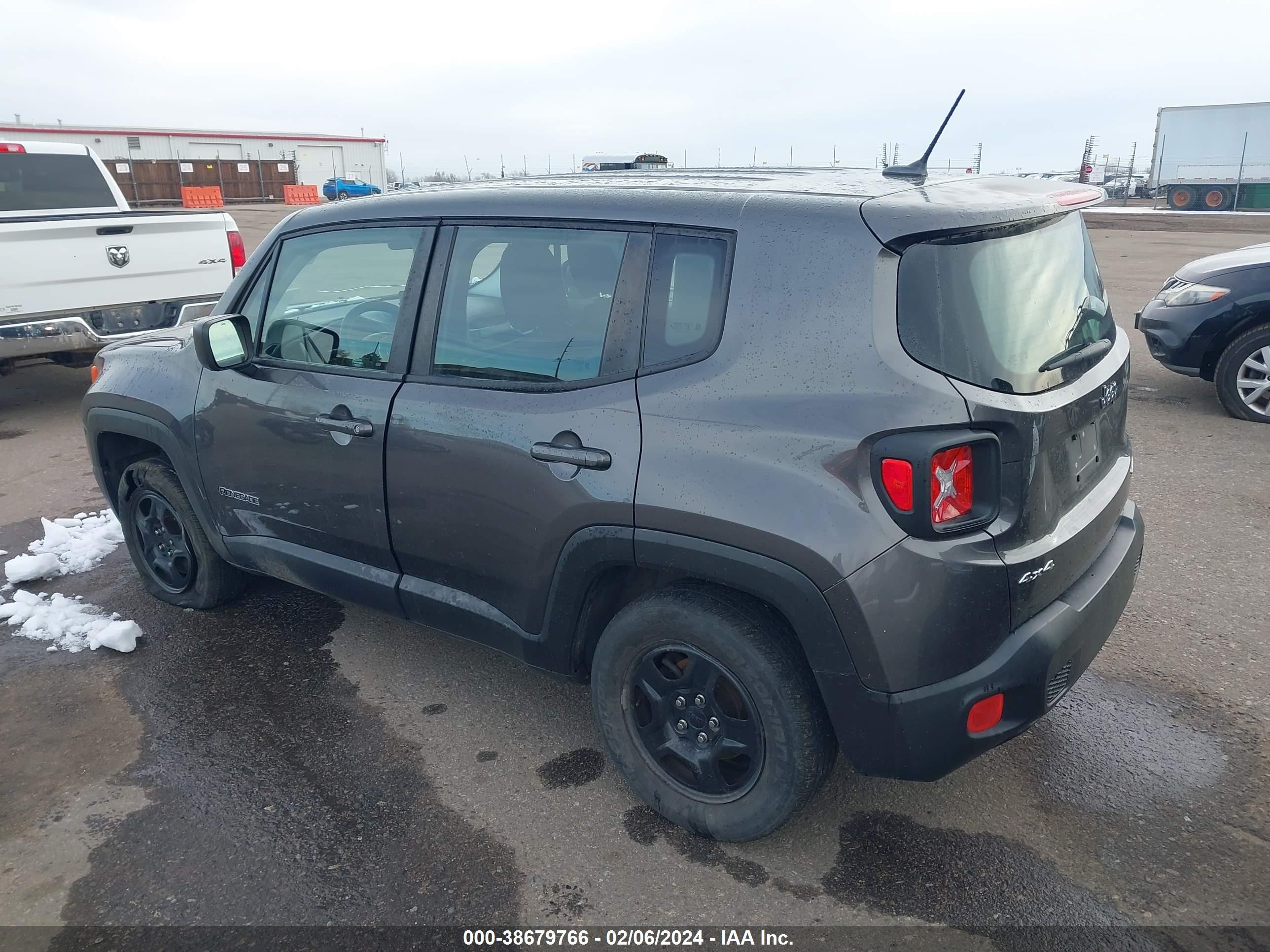 2016 Jeep Renegade Sport vin: ZACCJBAT4GPD30775