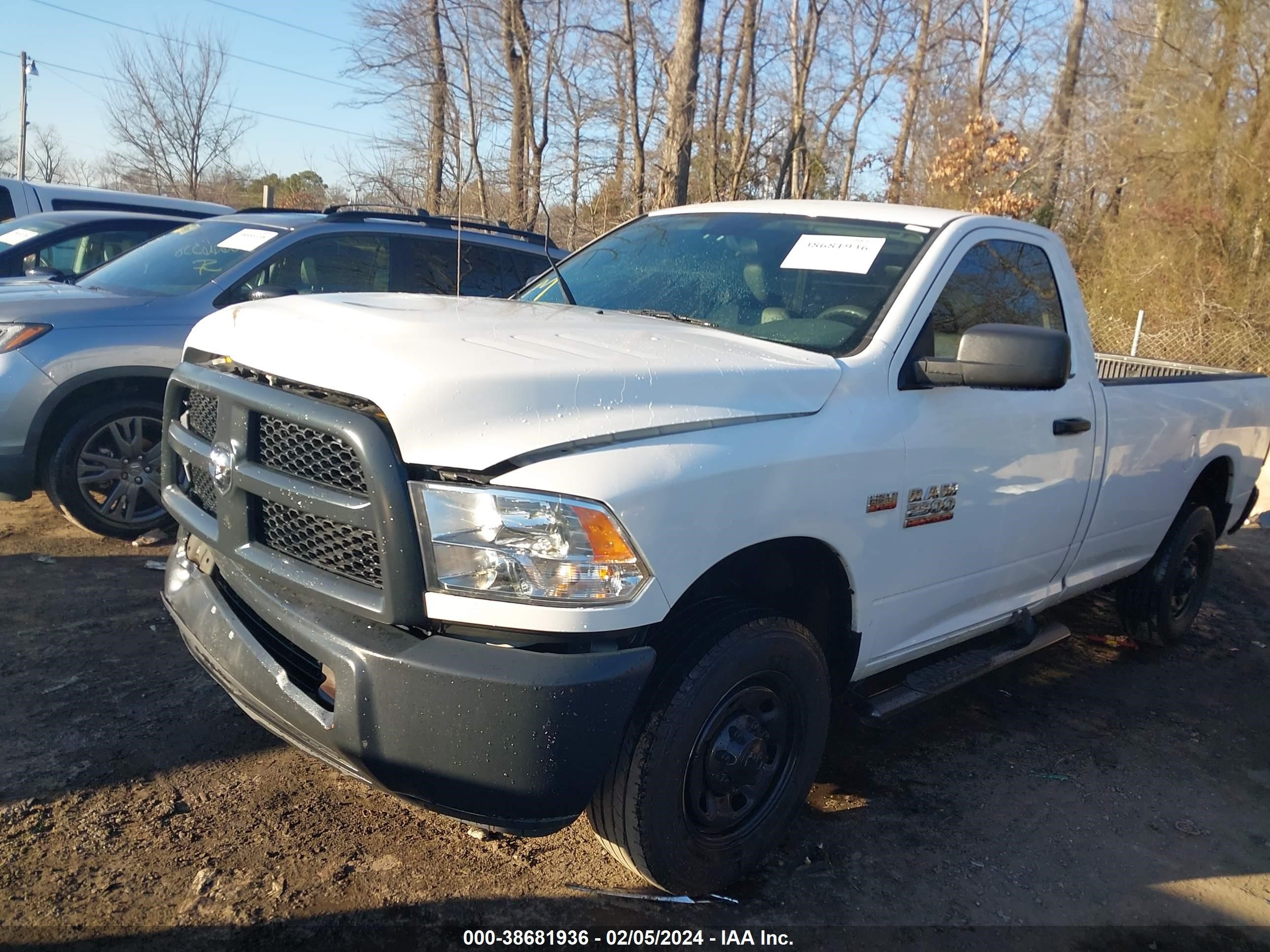 2017 Ram 2500 Tradesman Regular Cab 4X2 8' Box vin: 3C6LR4AT9HG530744