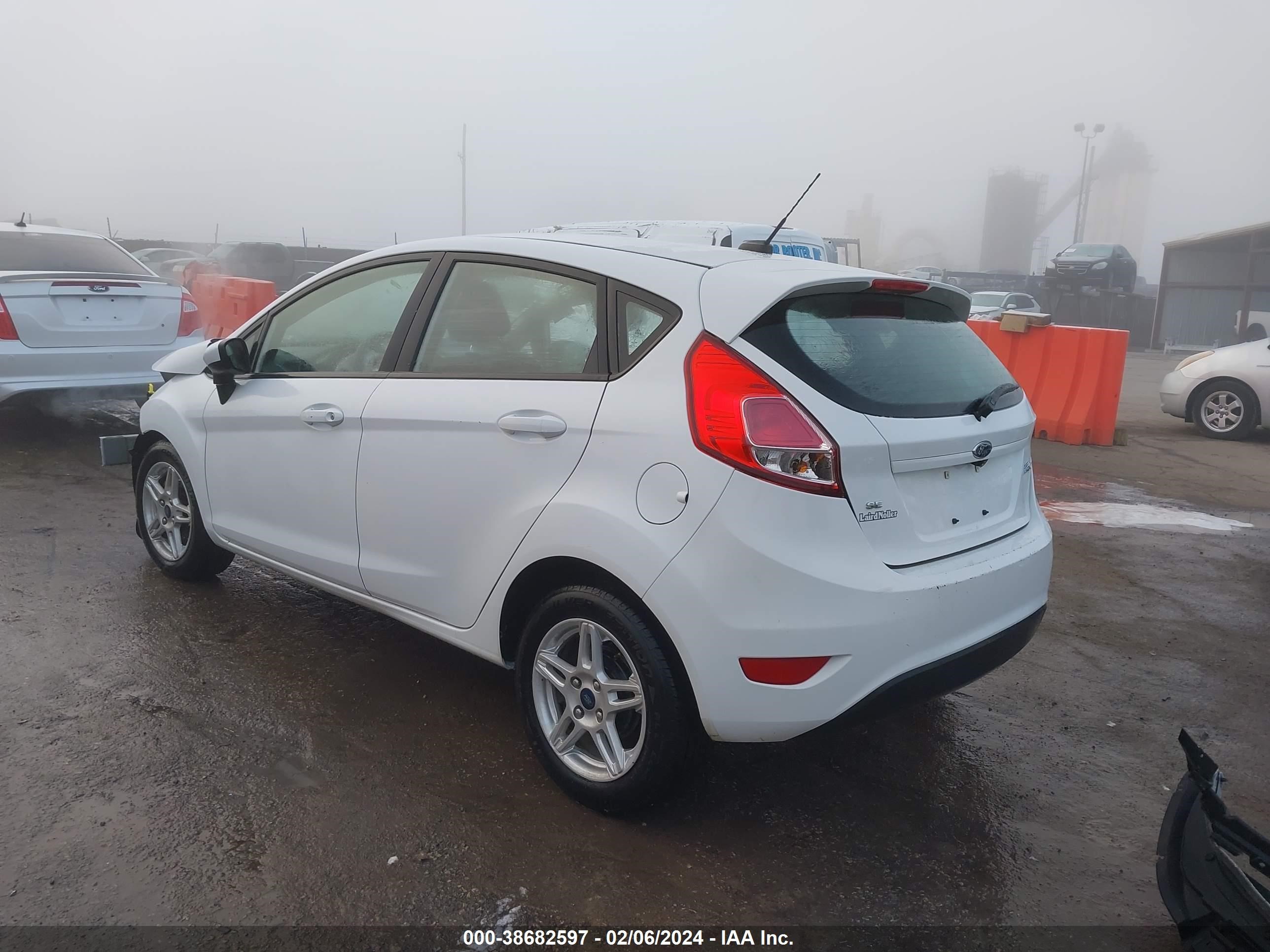 2019 Ford Fiesta Se vin: 3FADP4EJ3KM127305