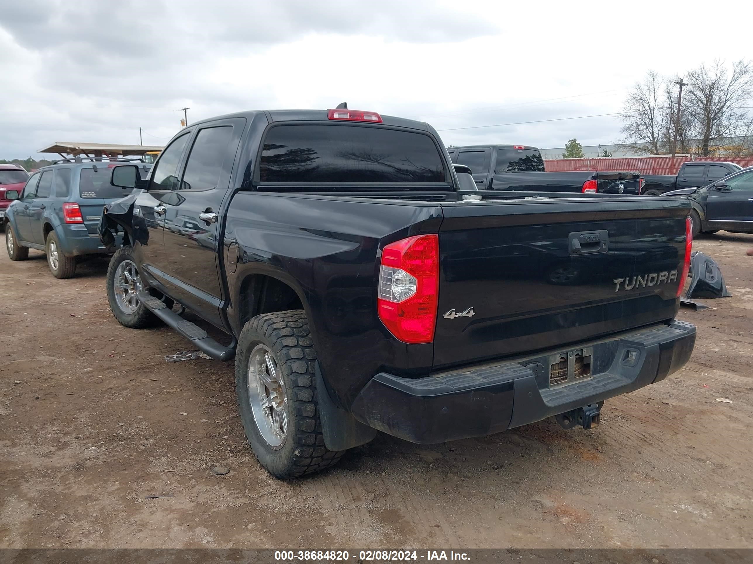 2020 Toyota Tundra Platinum vin: 5TFAY5F17LX937790