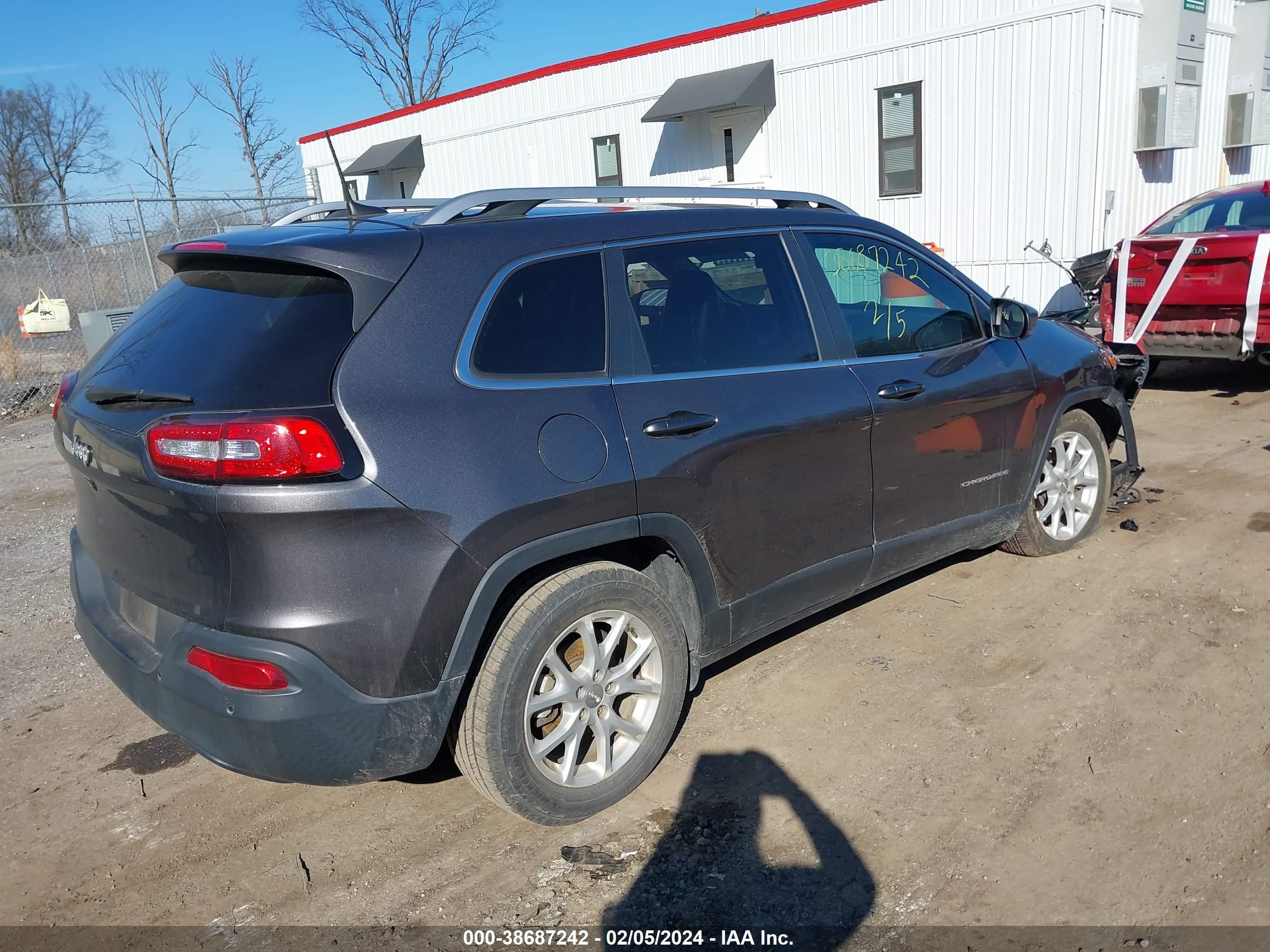 2018 Jeep Cherokee Latitude Plus Fwd vin: 1C4PJLLBXJD604515