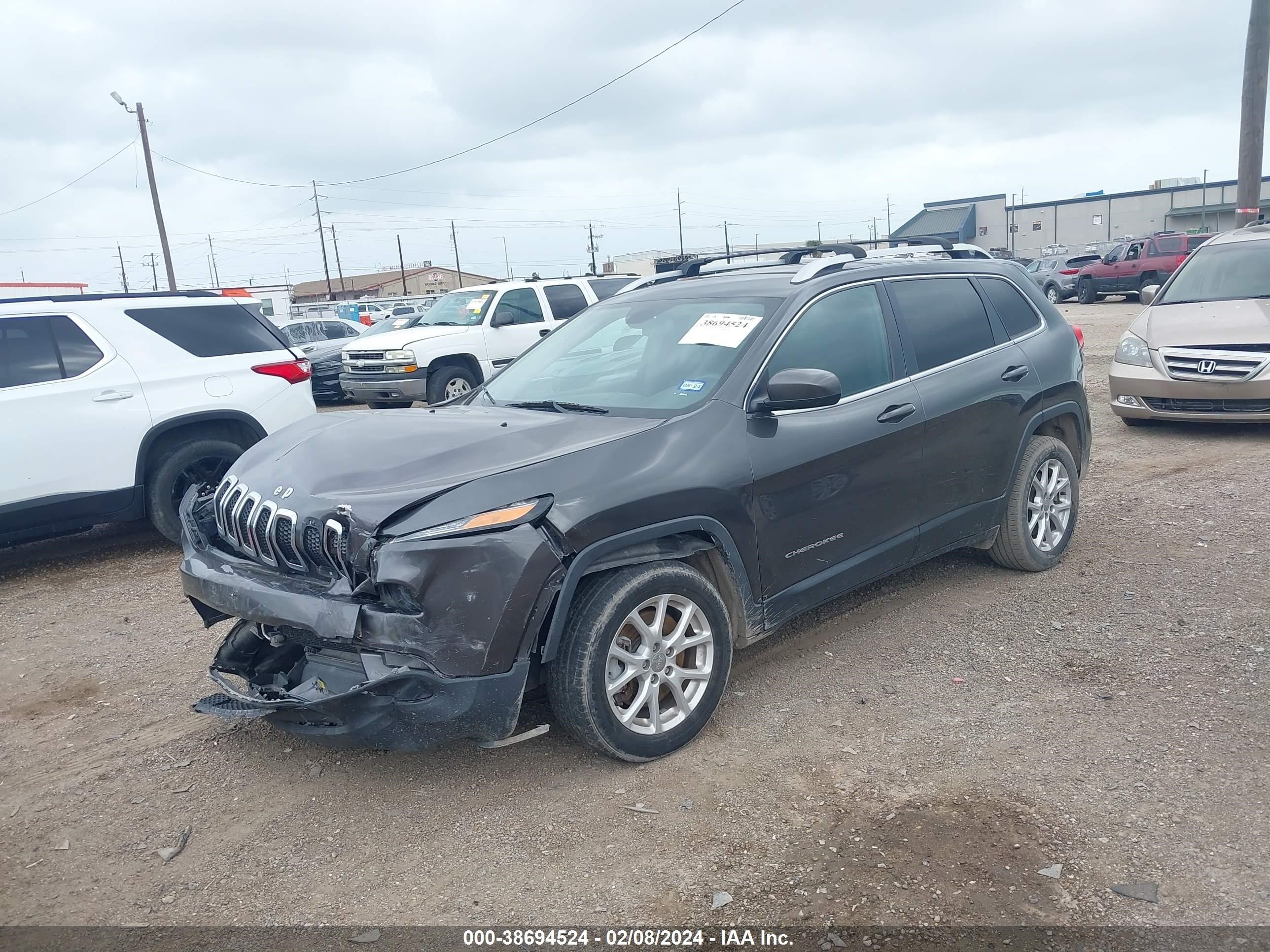 2016 Jeep Cherokee Latitude vin: 1C4PJLCS2GW258568