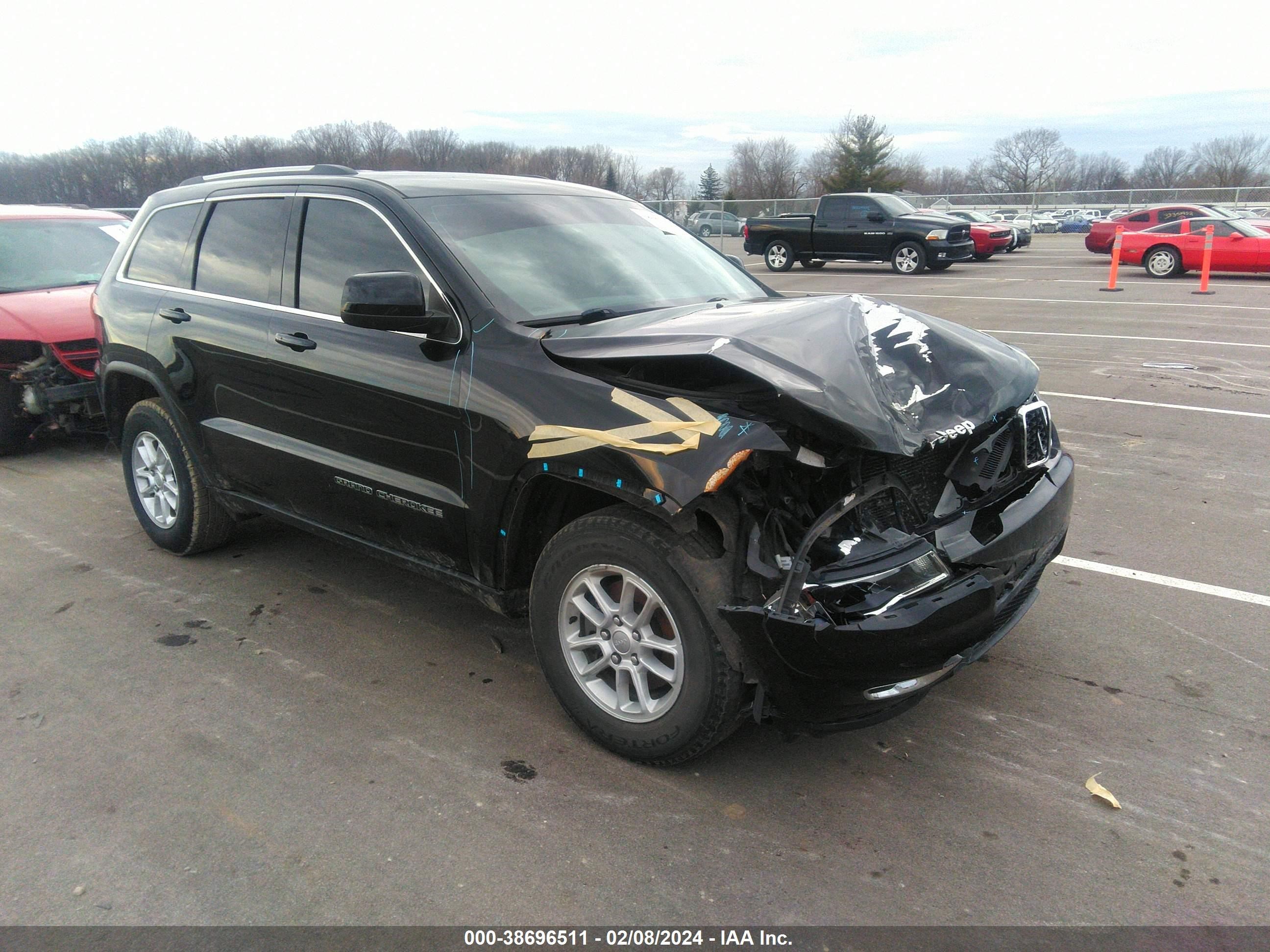 2019 Jeep Grand Cherokee Laredo E 4X4 vin: 1C4RJFAG9KC669324