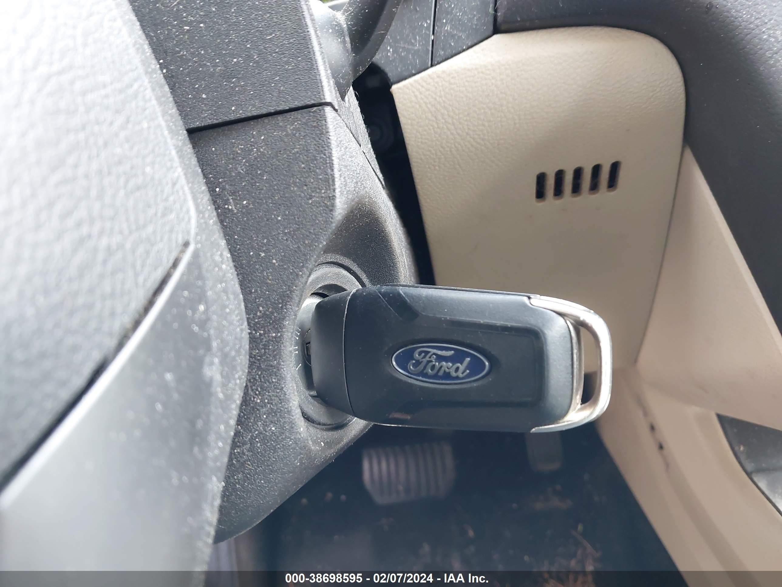2014 Ford Fusion Hybrid Se vin: 3FA6P0LU3ER223389