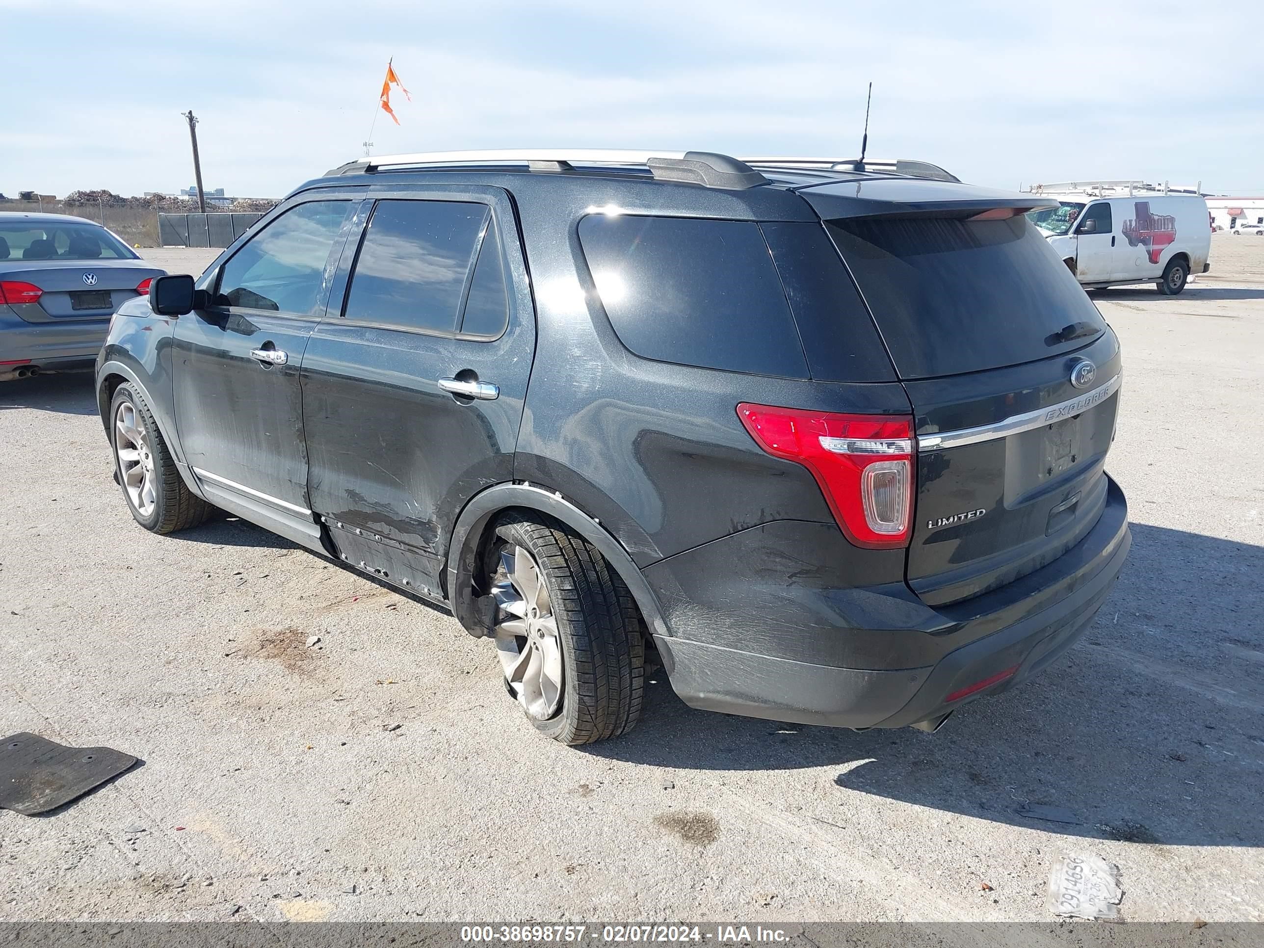 2014 Ford Explorer Limited vin: 1FM5K7F80EGB51503