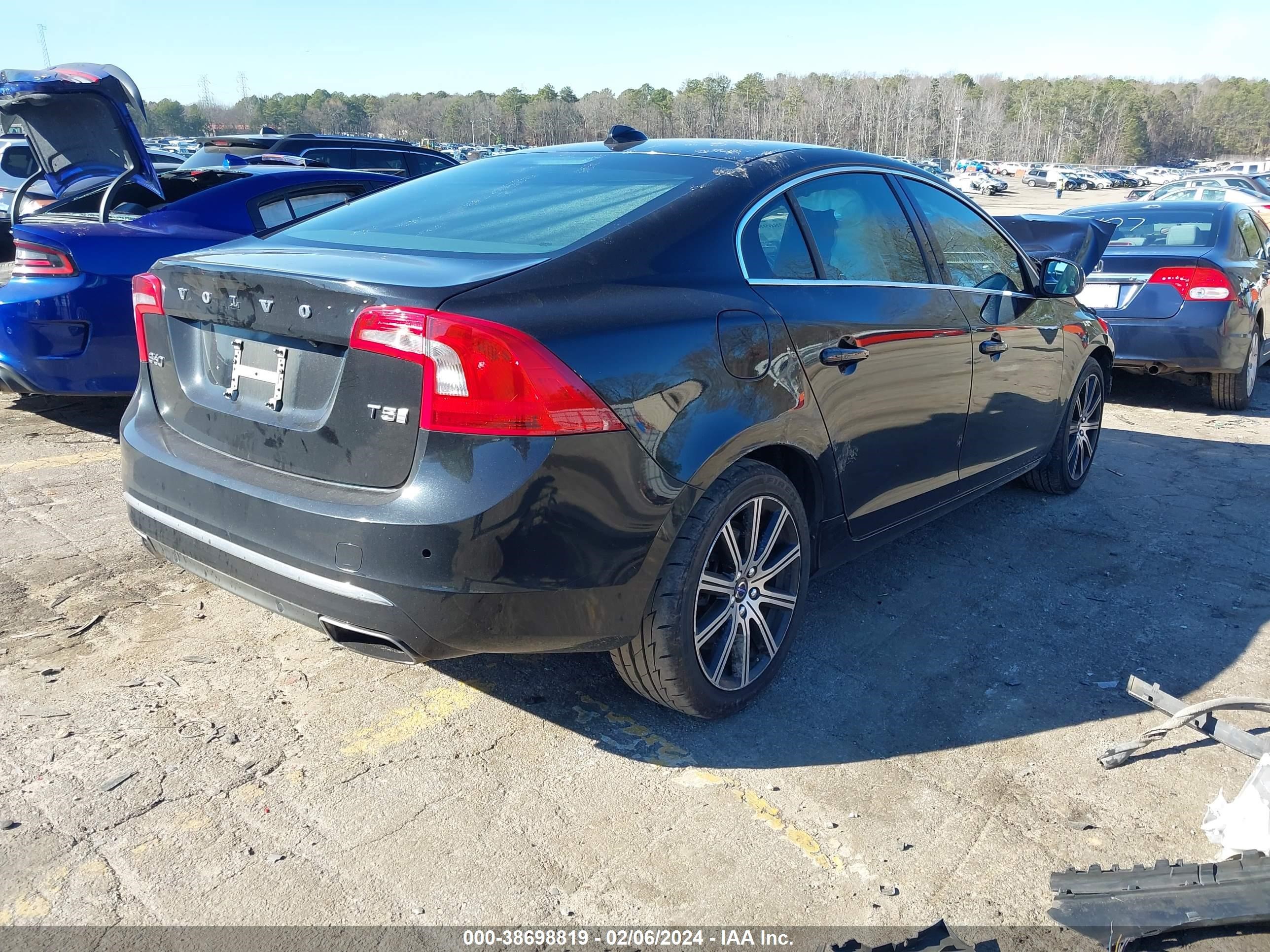 2016 Volvo S60 Inscription T5 Drive-E Premier vin: LYV402FK8GB098228