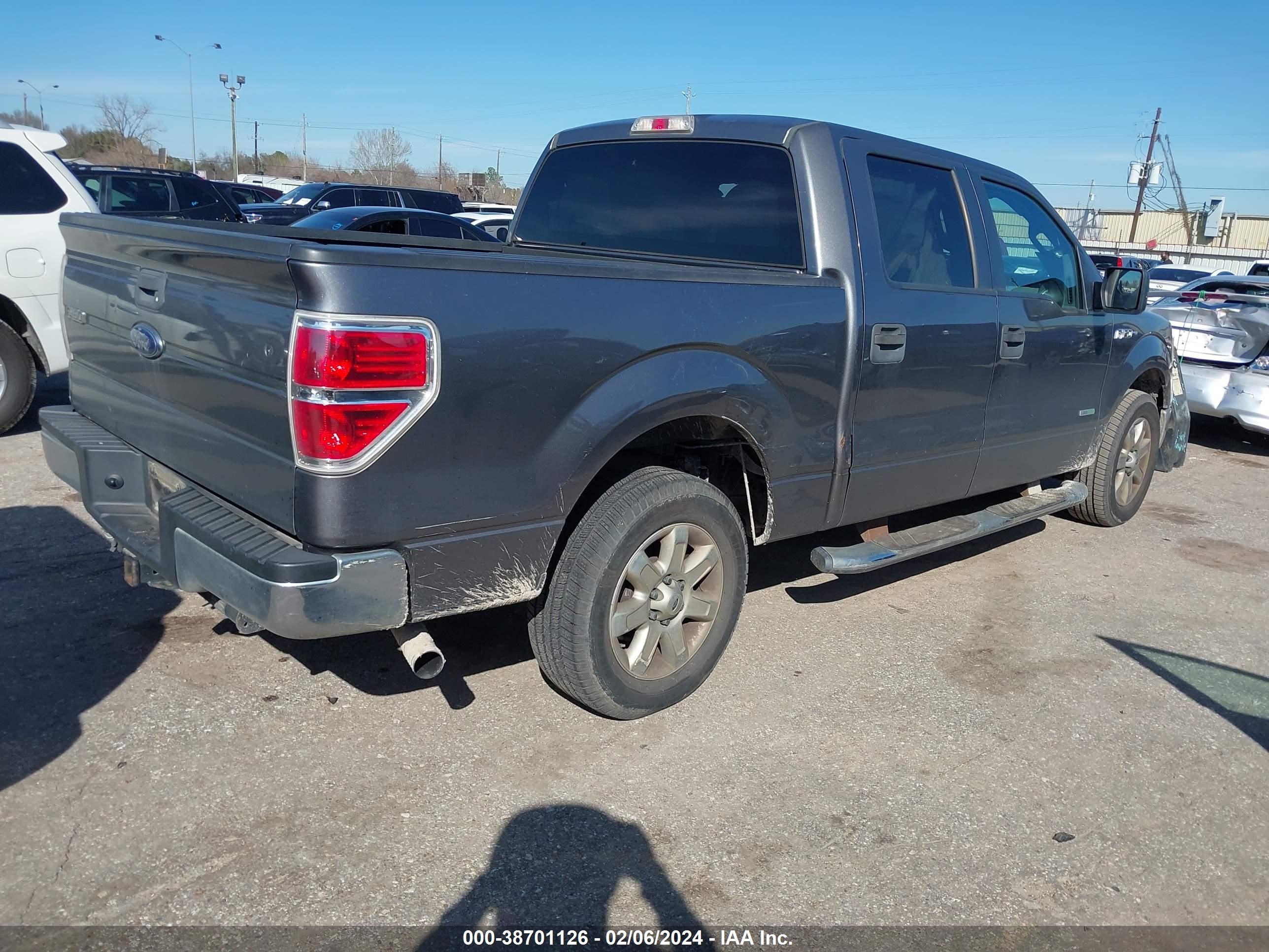 2013 Ford F-150 Xlt vin: 1FTFW1CT3DFB23136
