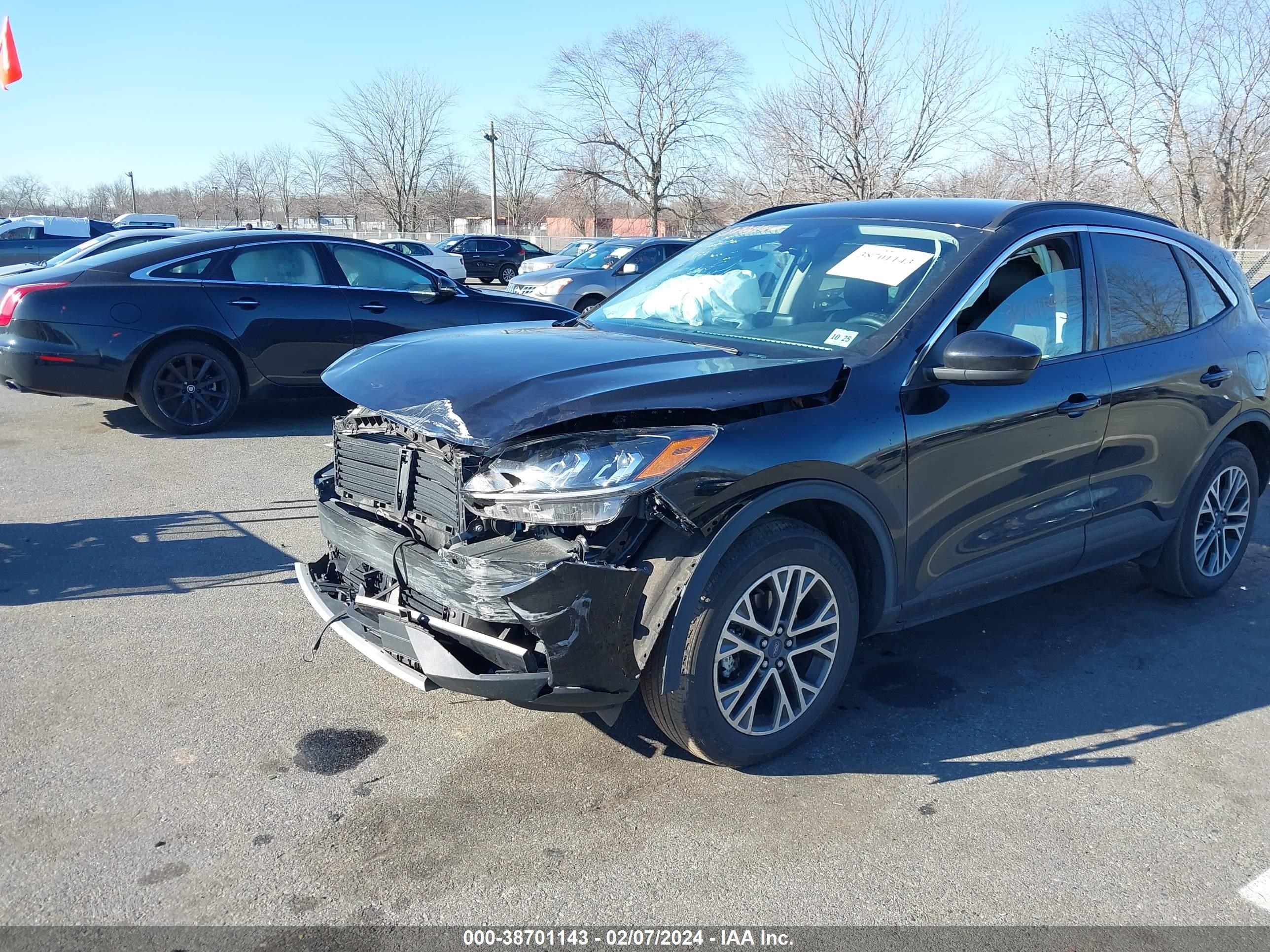 2020 Ford Escape Sel vin: 1FMCU9H63LUB96006