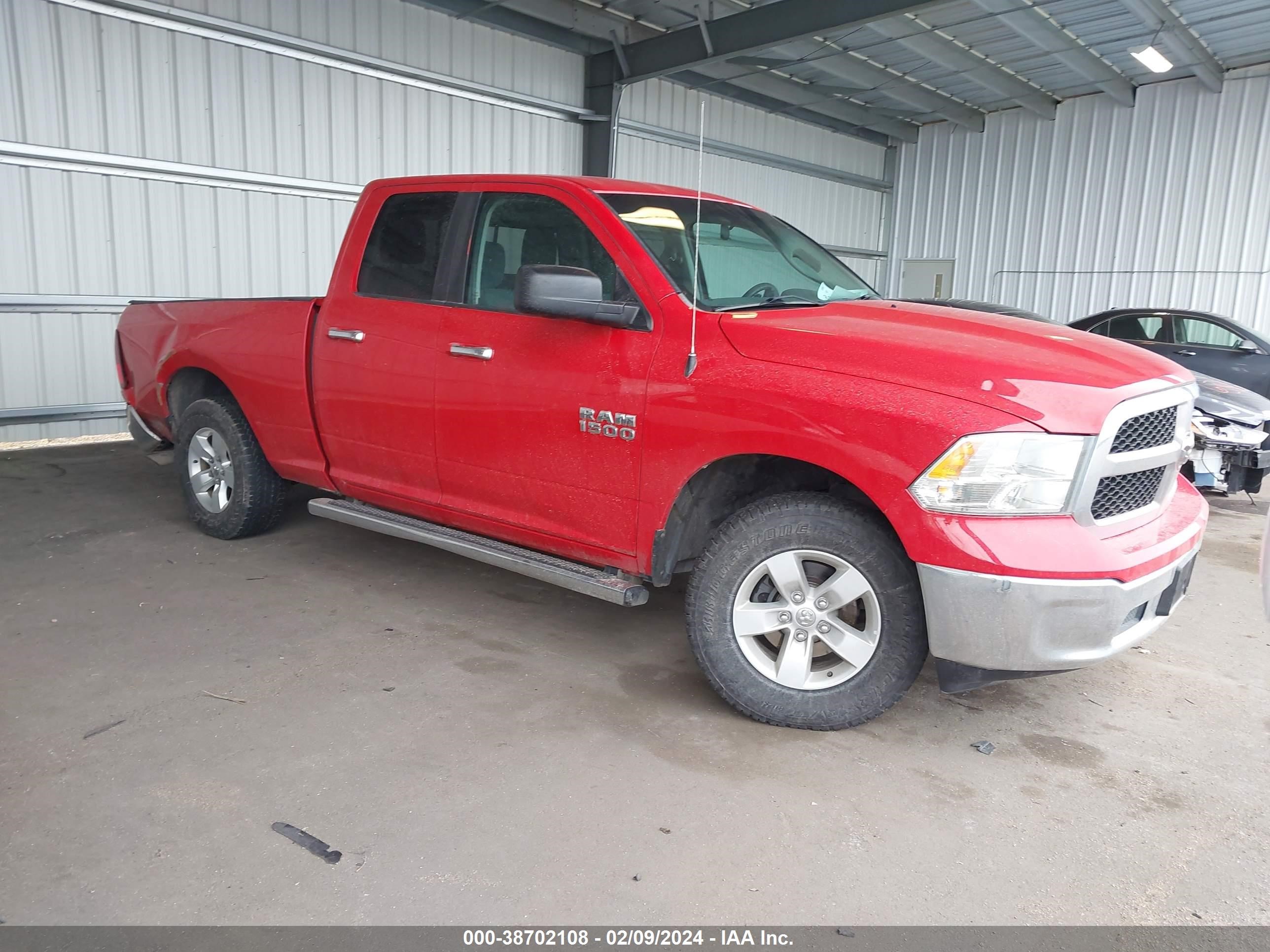 2017 Ram 1500 Slt Quad Cab 4X4 6'4 Box vin: 1C6RR7GG6HS544163