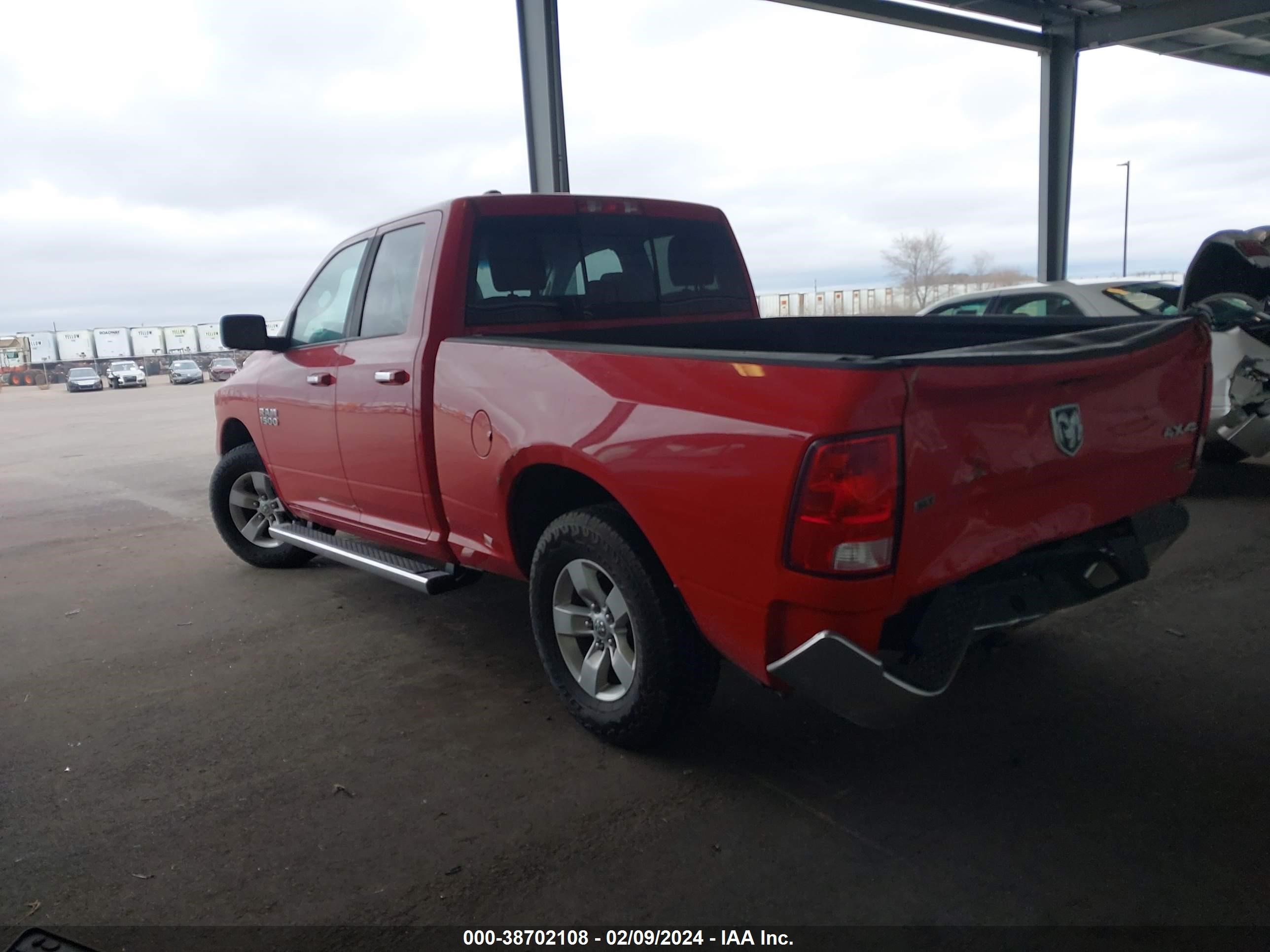 2017 Ram 1500 Slt Quad Cab 4X4 6'4 Box vin: 1C6RR7GG6HS544163