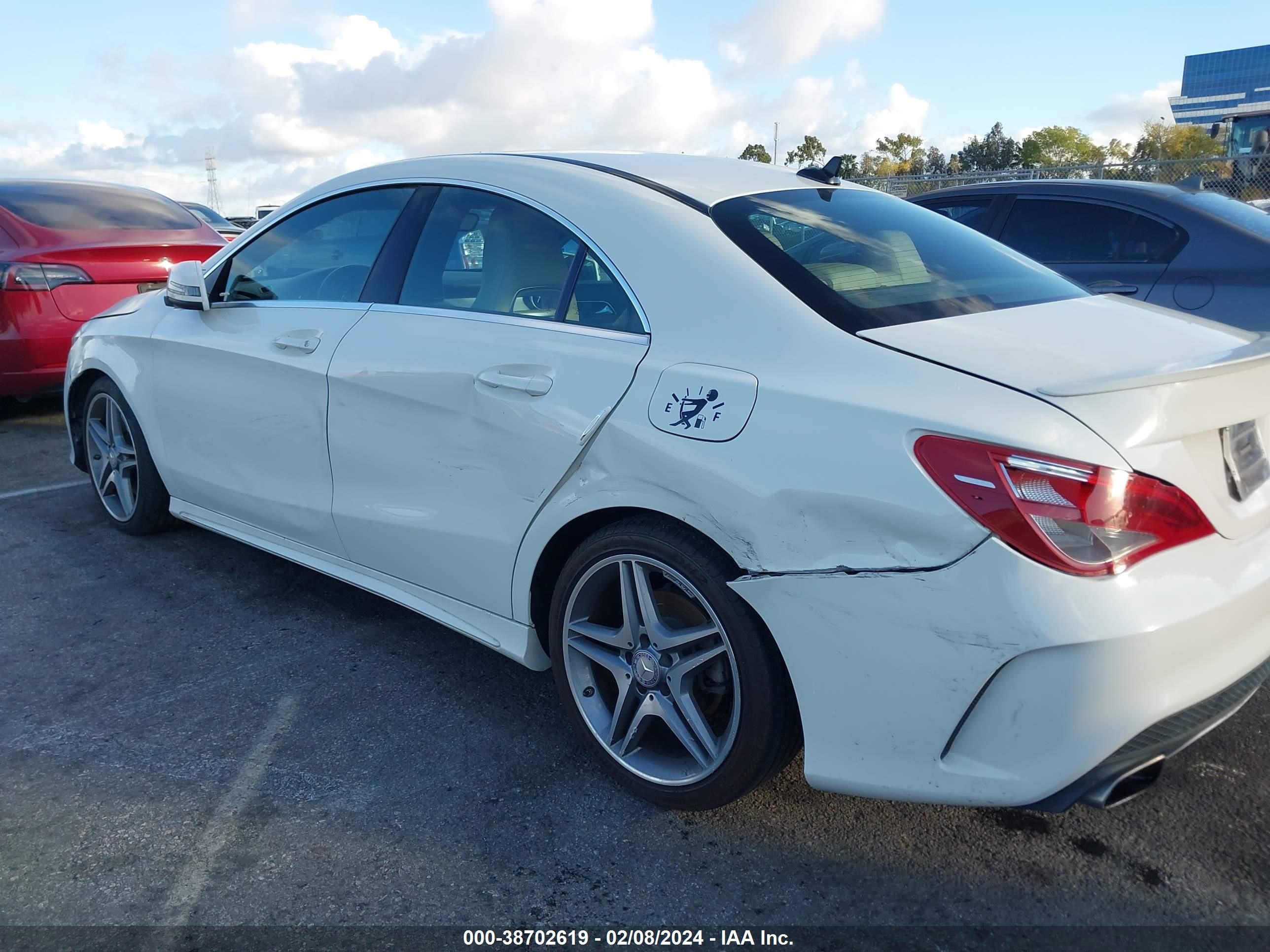 2014 Mercedes-Benz Cla 250 vin: WDDSJ4EB7EN035285