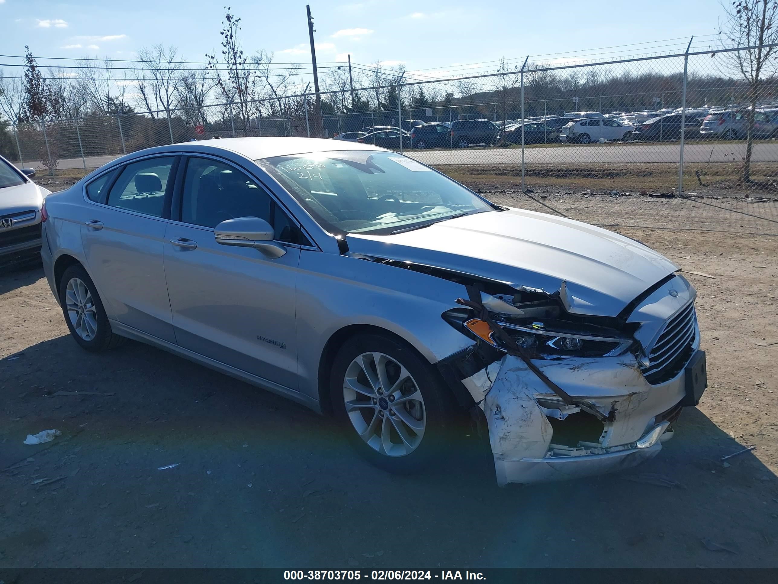 2019 Ford Fusion Hybrid Sel vin: 3FA6P0MUXKR260238