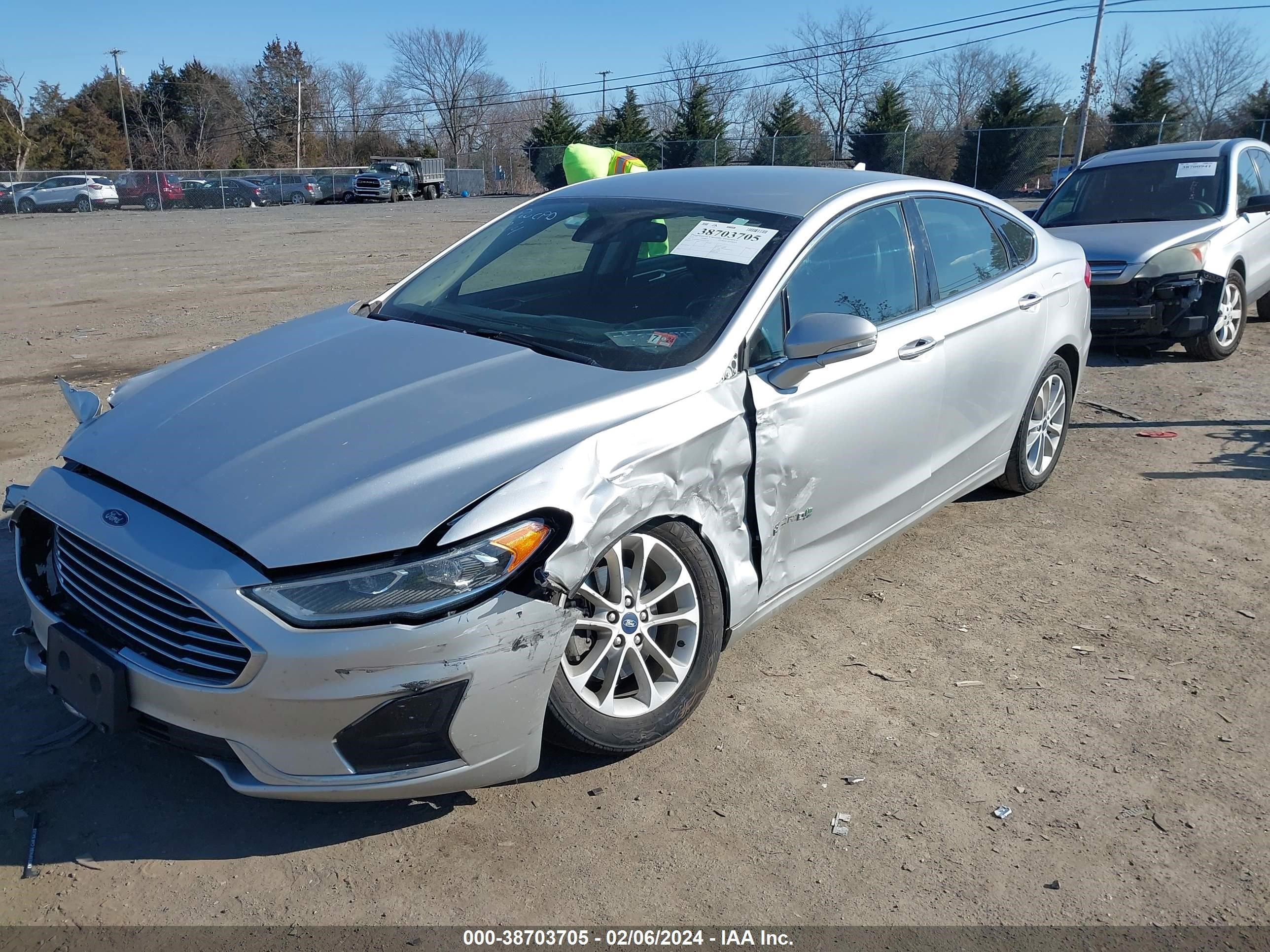 2019 Ford Fusion Hybrid Sel vin: 3FA6P0MUXKR260238