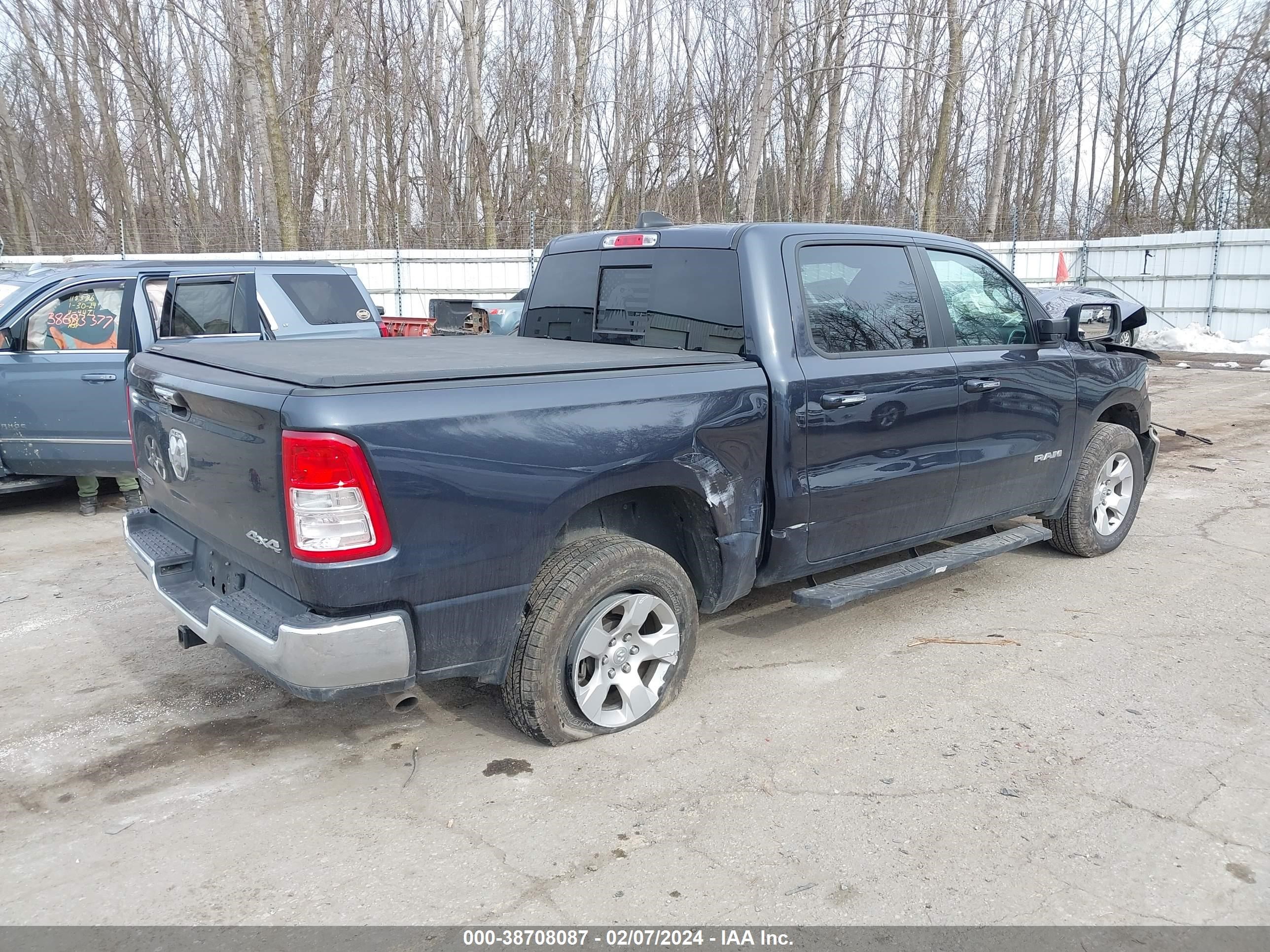 2020 Ram 1500 Big Horn 4X4 5'7 Box vin: 1C6RRFFG6LN239717