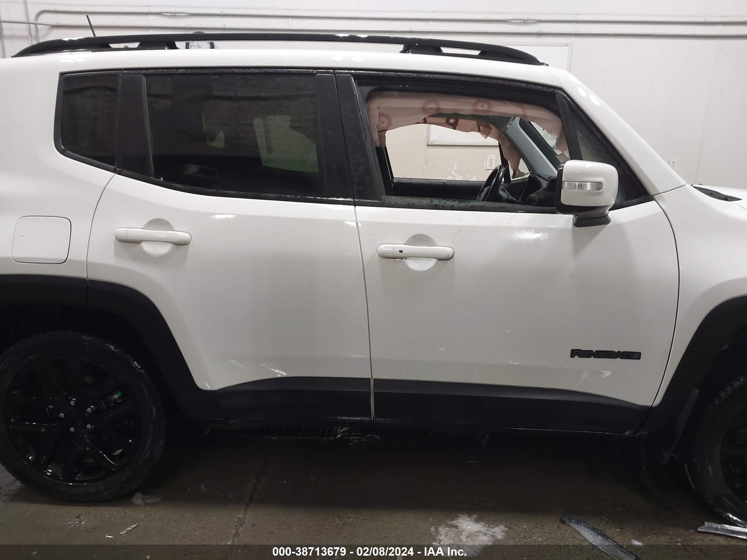 2018 Jeep Renegade Altitude 4X4 vin: ZACCJBBBXJPG98942