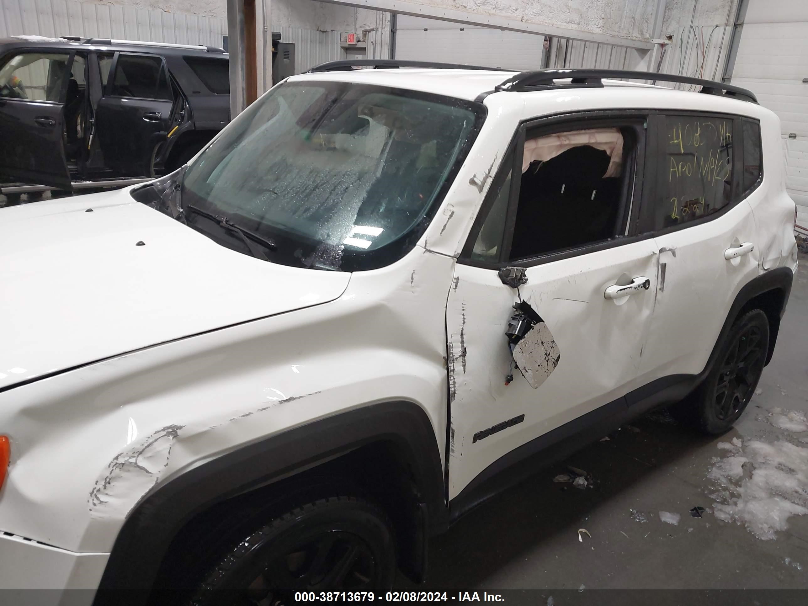 2018 Jeep Renegade Altitude 4X4 vin: ZACCJBBBXJPG98942