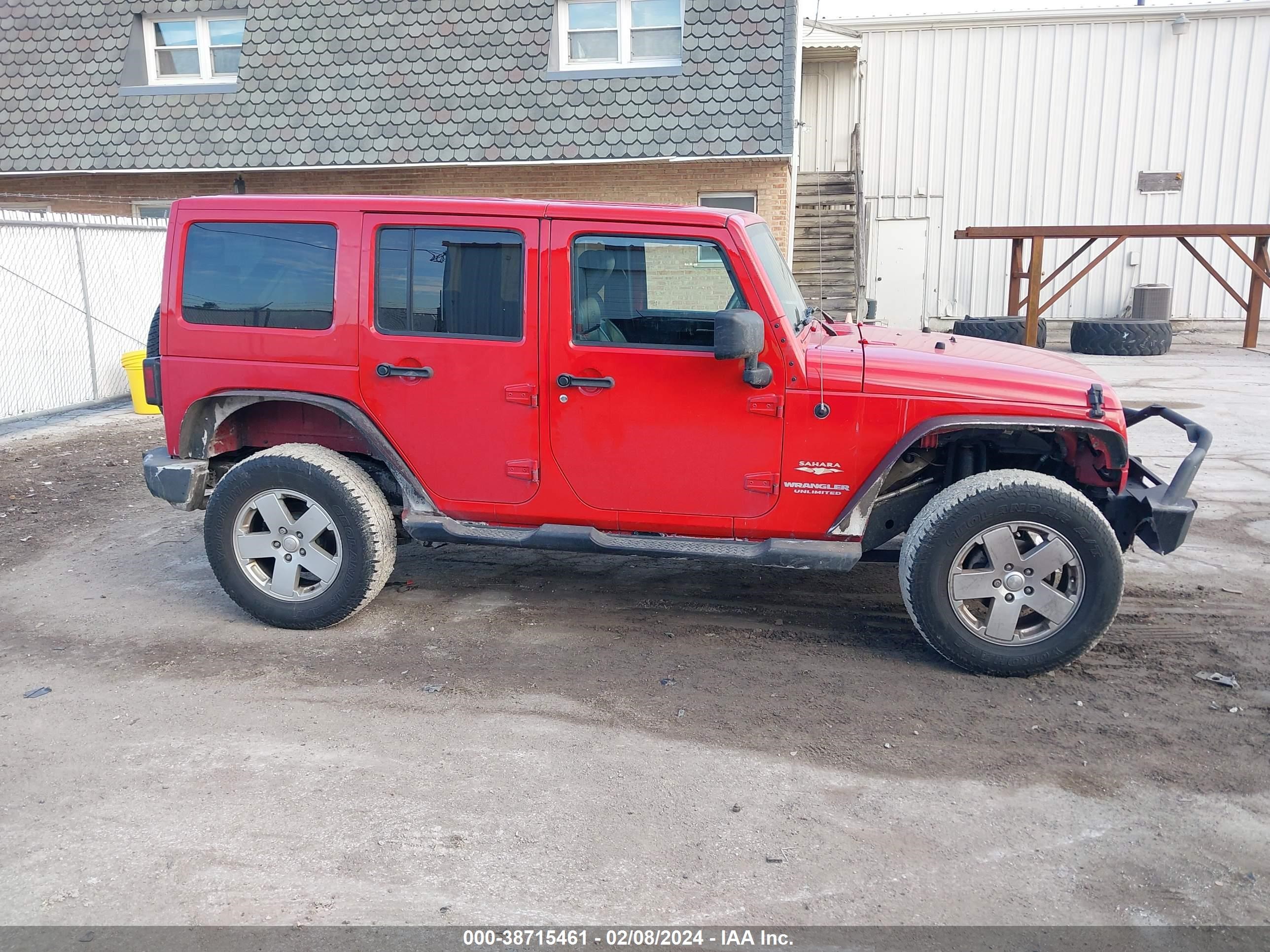 2012 Jeep Wrangler Unlimited Sahara vin: 1C4BJWEG3CL196081