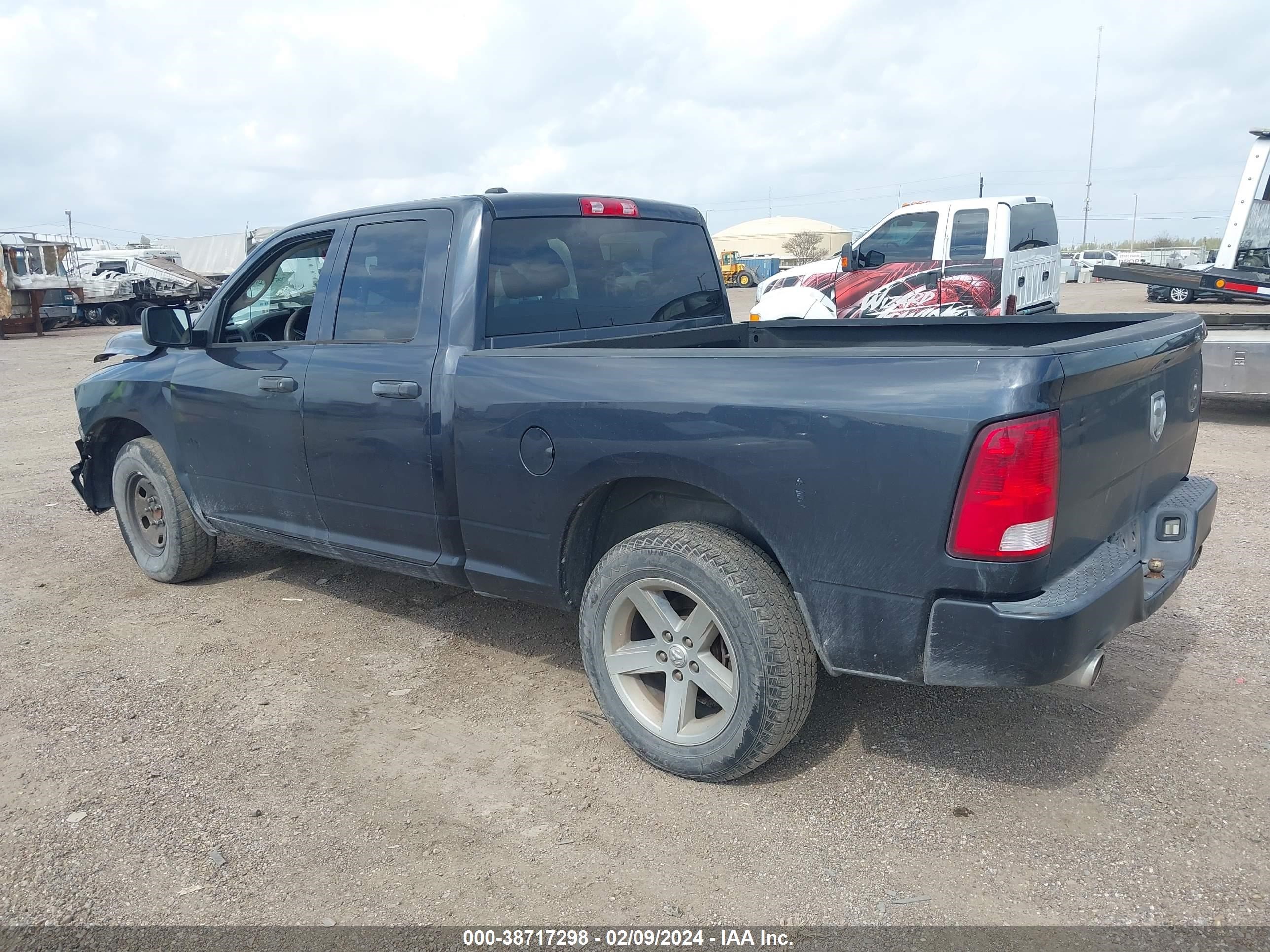 2013 Ram 1500 Express vin: 1C6RR6FT4DS650596