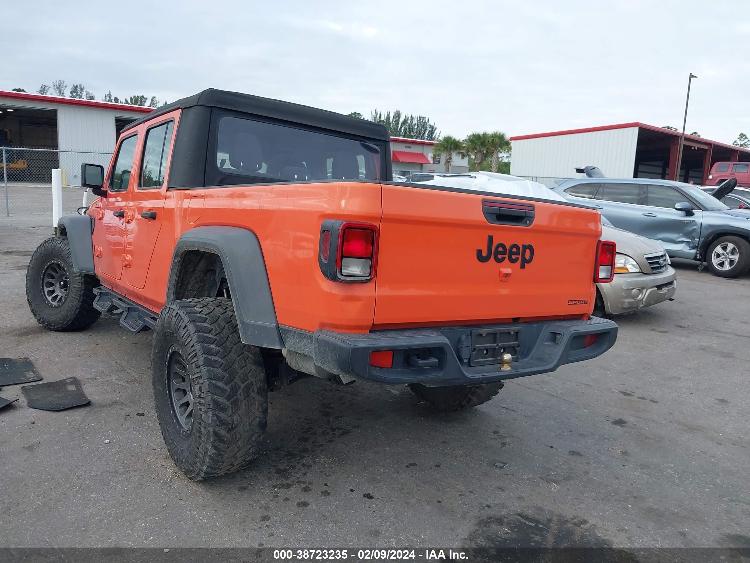 2020 Jeep Gladiator Sport 4X4 vin: 1C6HJTAG9LL143827