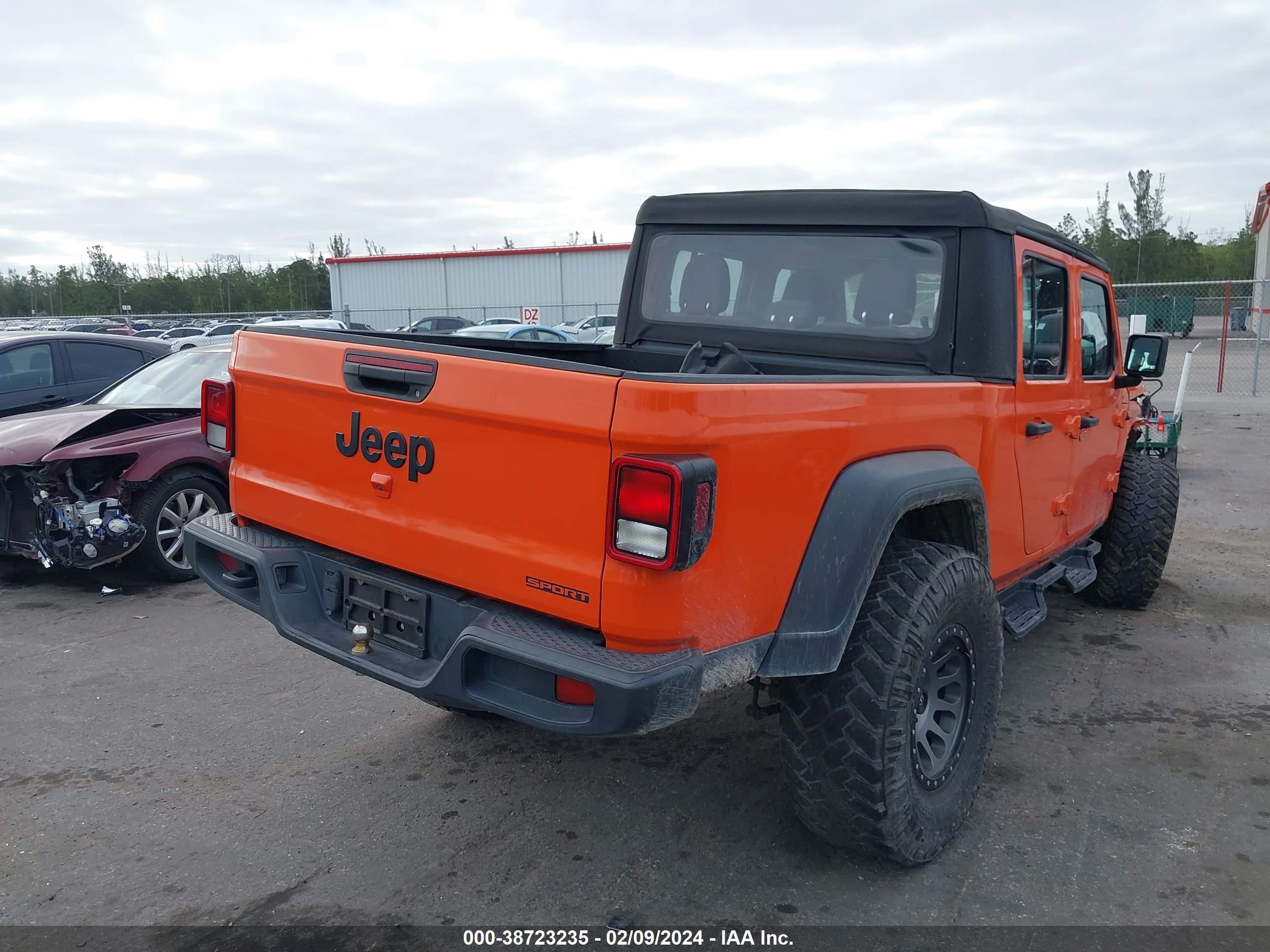 2020 Jeep Gladiator Sport 4X4 vin: 1C6HJTAG9LL143827