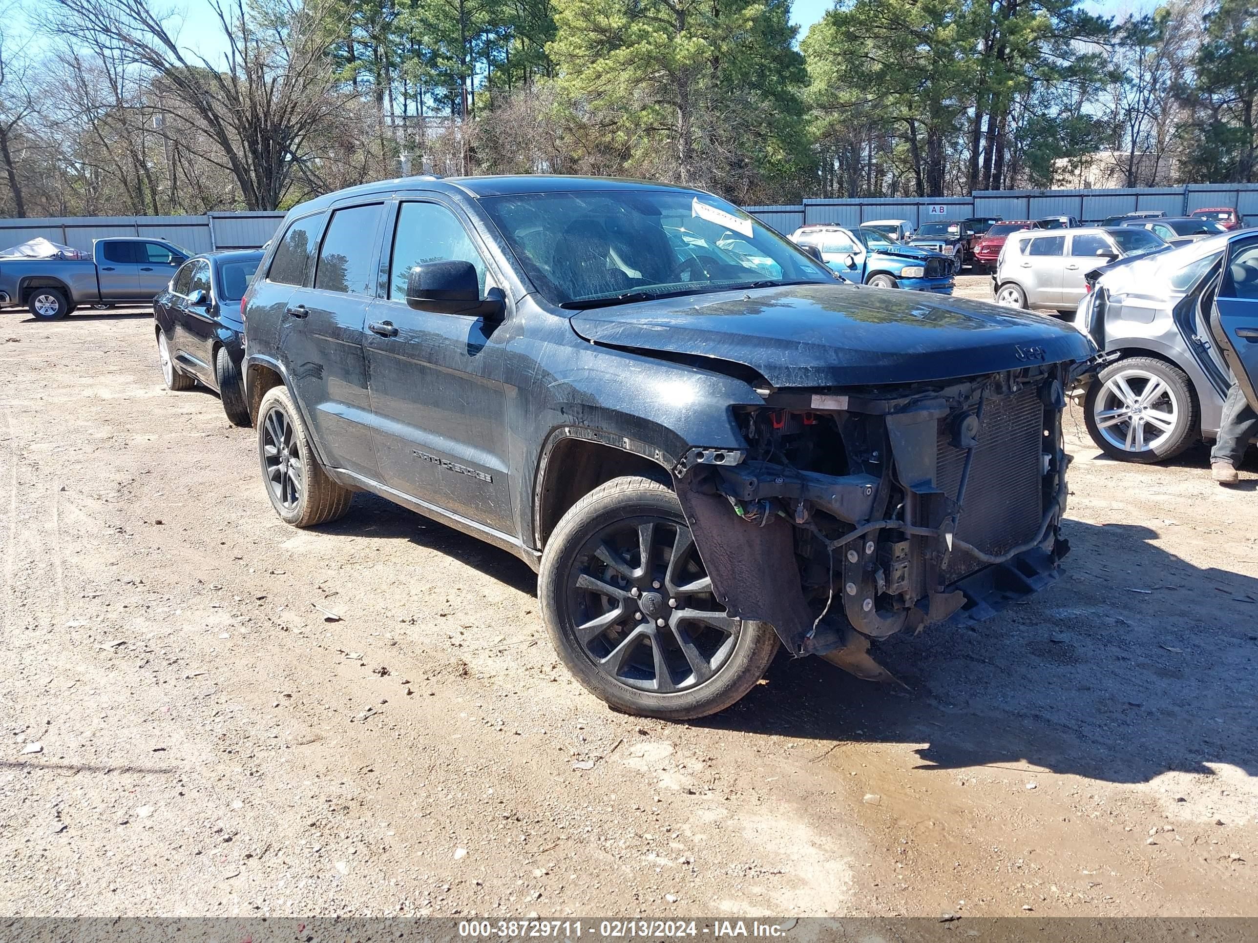 2019 Jeep Grand Cherokee Altitude 4X2 vin: 1C4RJEAG2KC857791