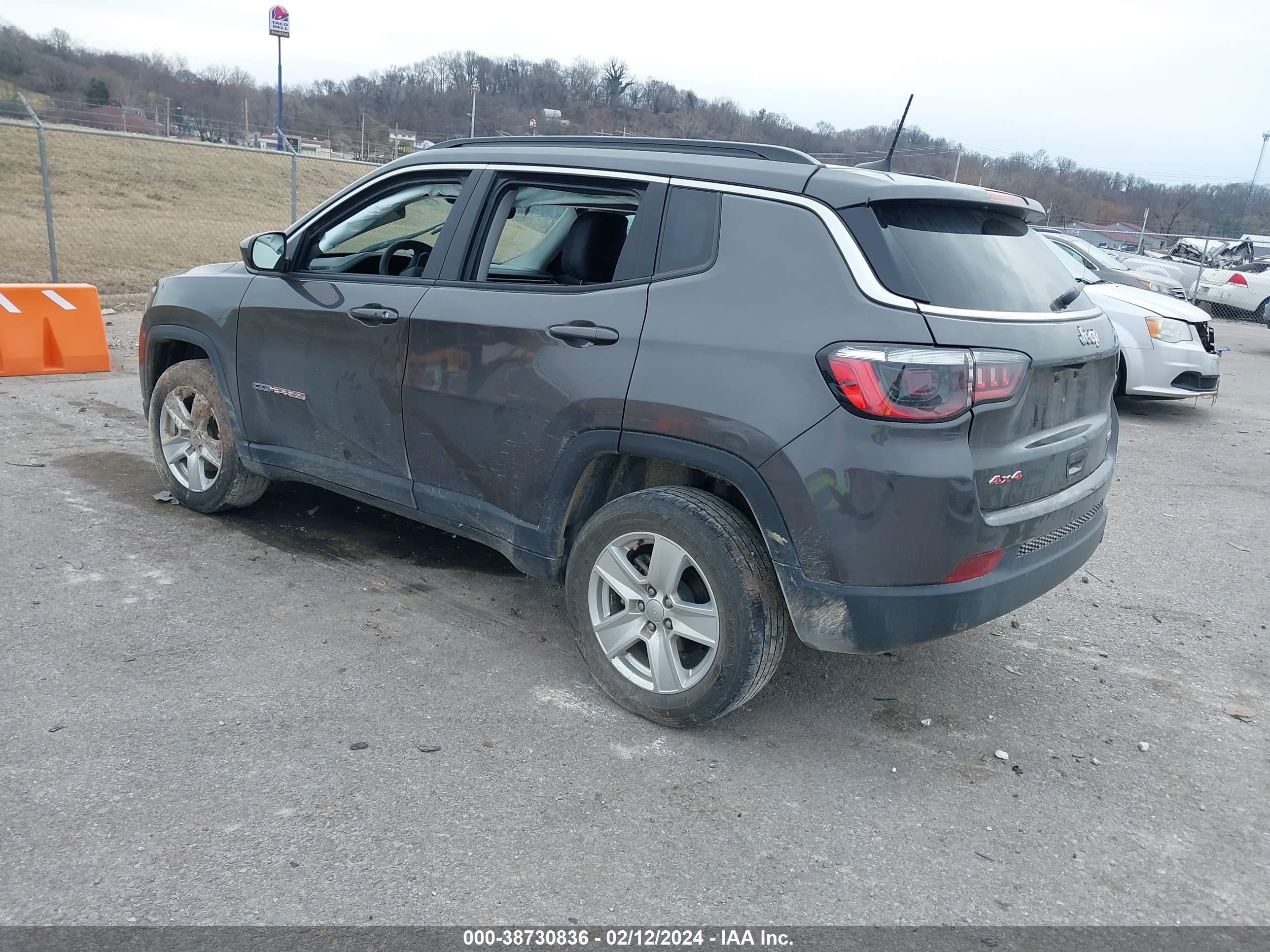 2022 Jeep Compass Latitude 4X4 vin: 3C4NJDBB5NT160006