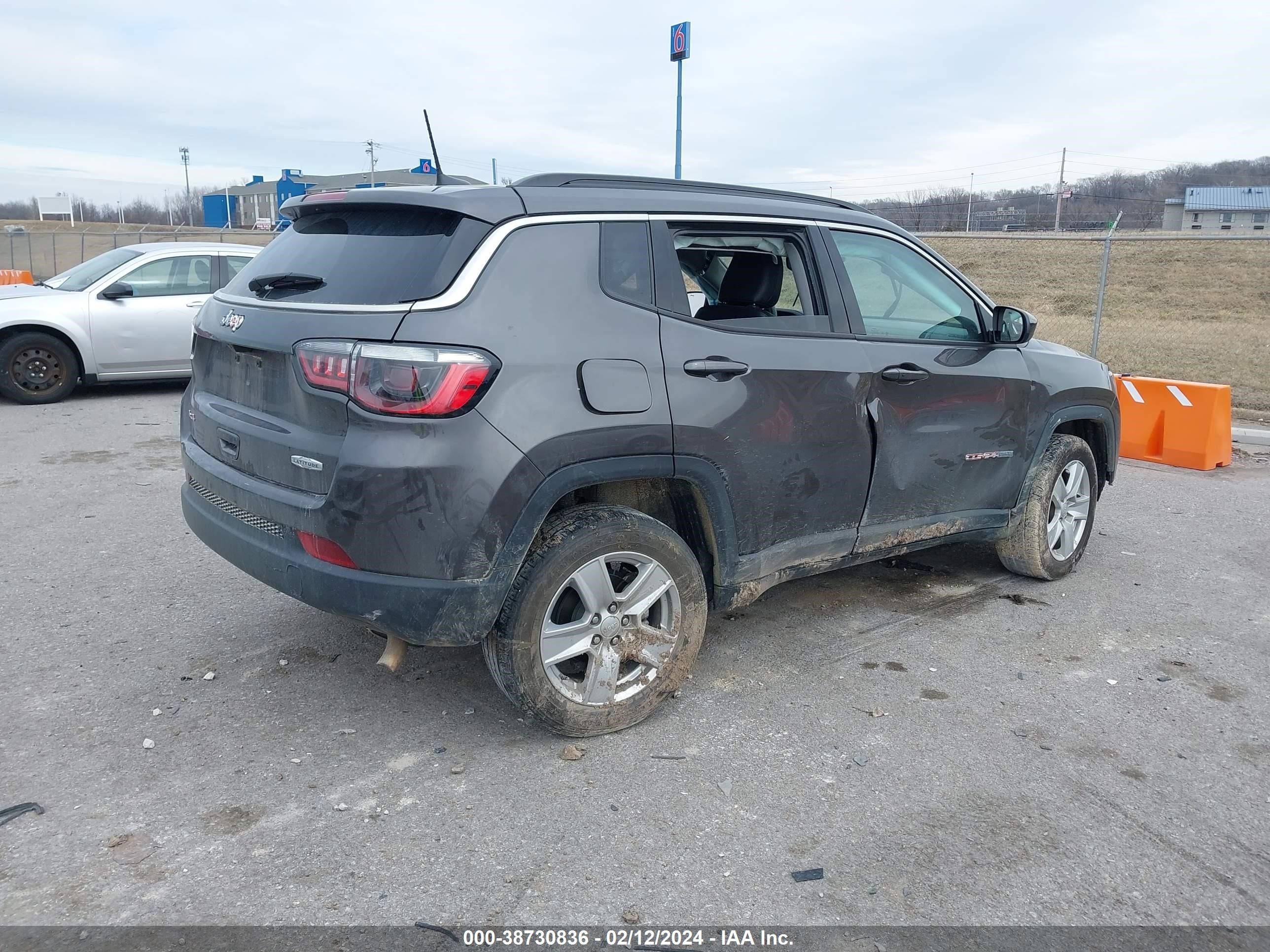 2022 Jeep Compass Latitude 4X4 vin: 3C4NJDBB5NT160006