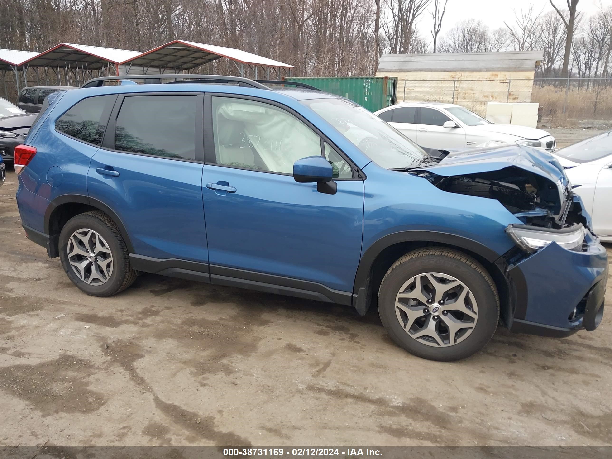 2021 Subaru Forester Premium vin: JF2SKAFCXMH519379