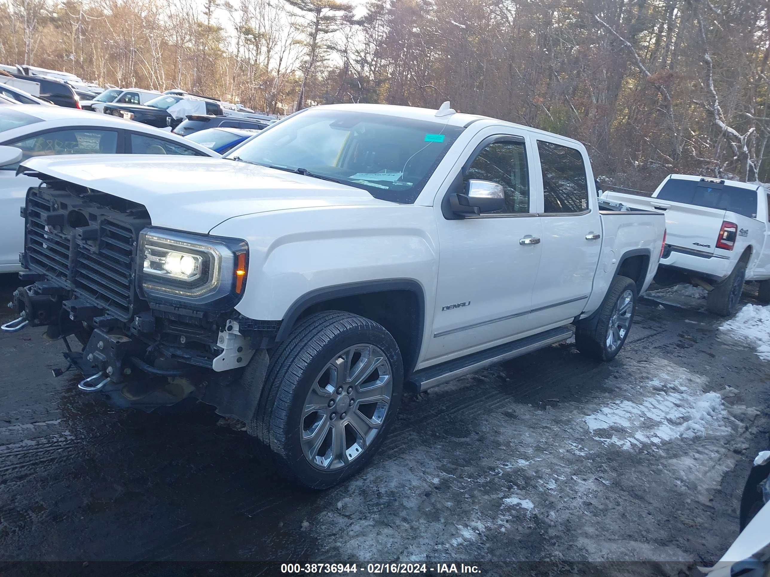 2018 GMC Sierra 1500 Denali vin: 3GTU2PEJ1JG391405