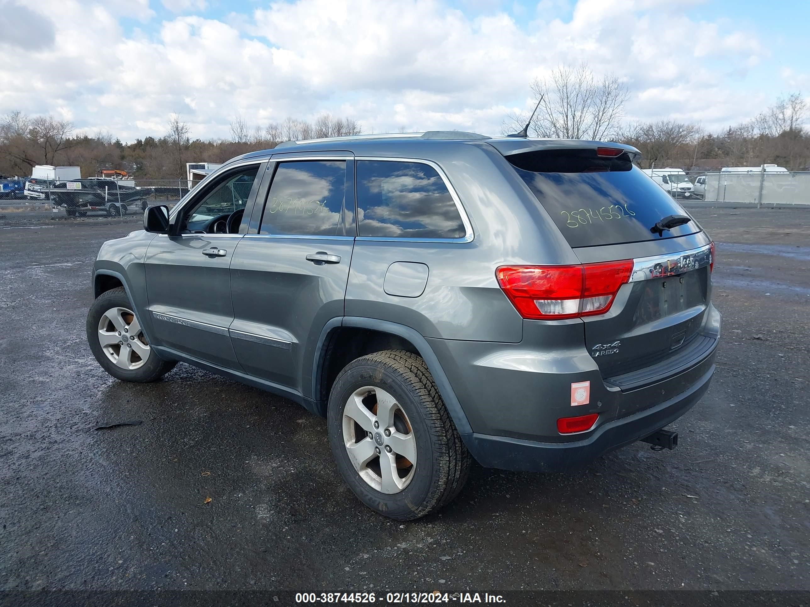 2012 Jeep Grand Cherokee Laredo vin: 1C4RJFAG0CC134335