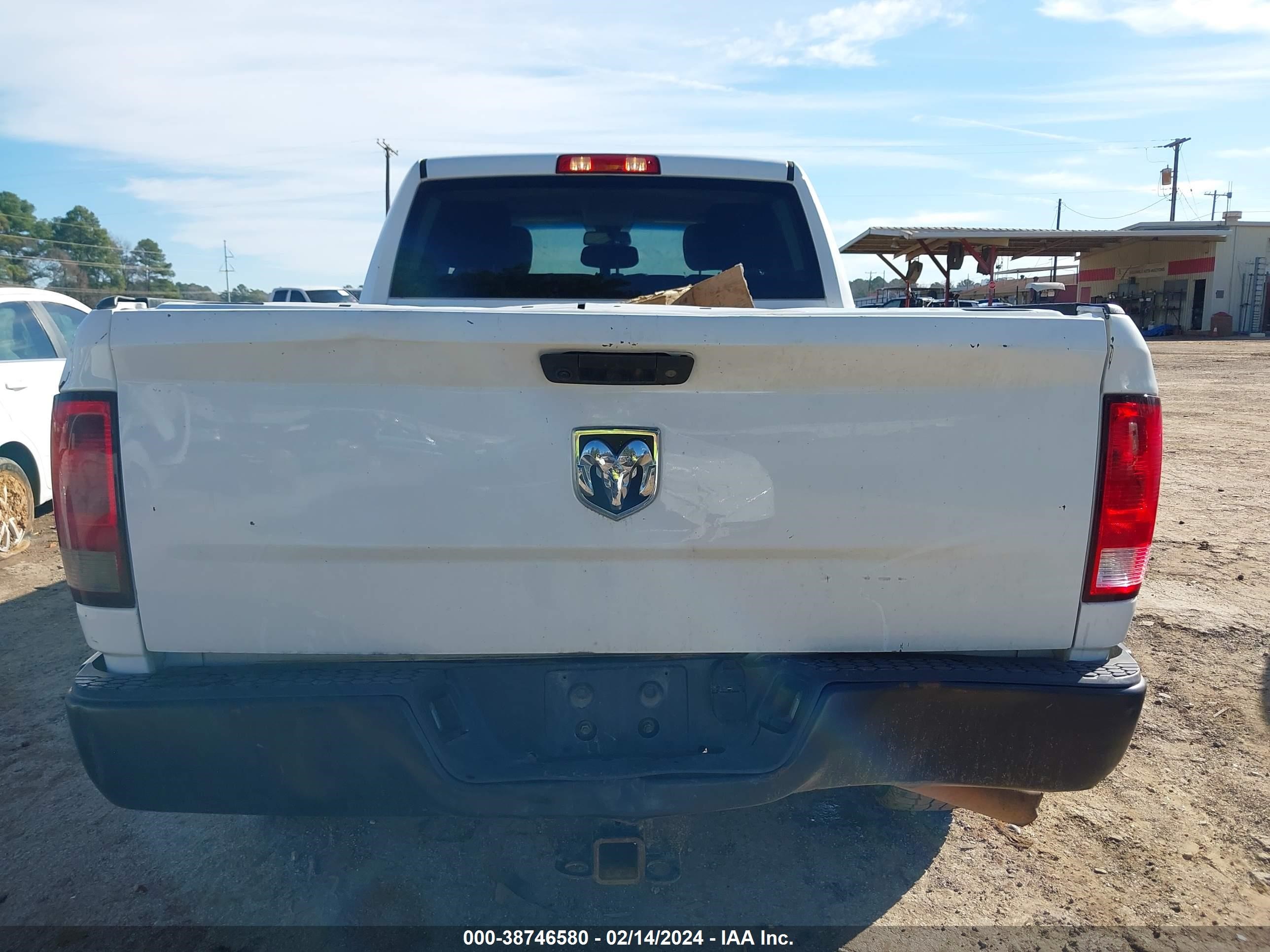 2018 Ram 2500 vin: 3C6UR4CJ4JG306531