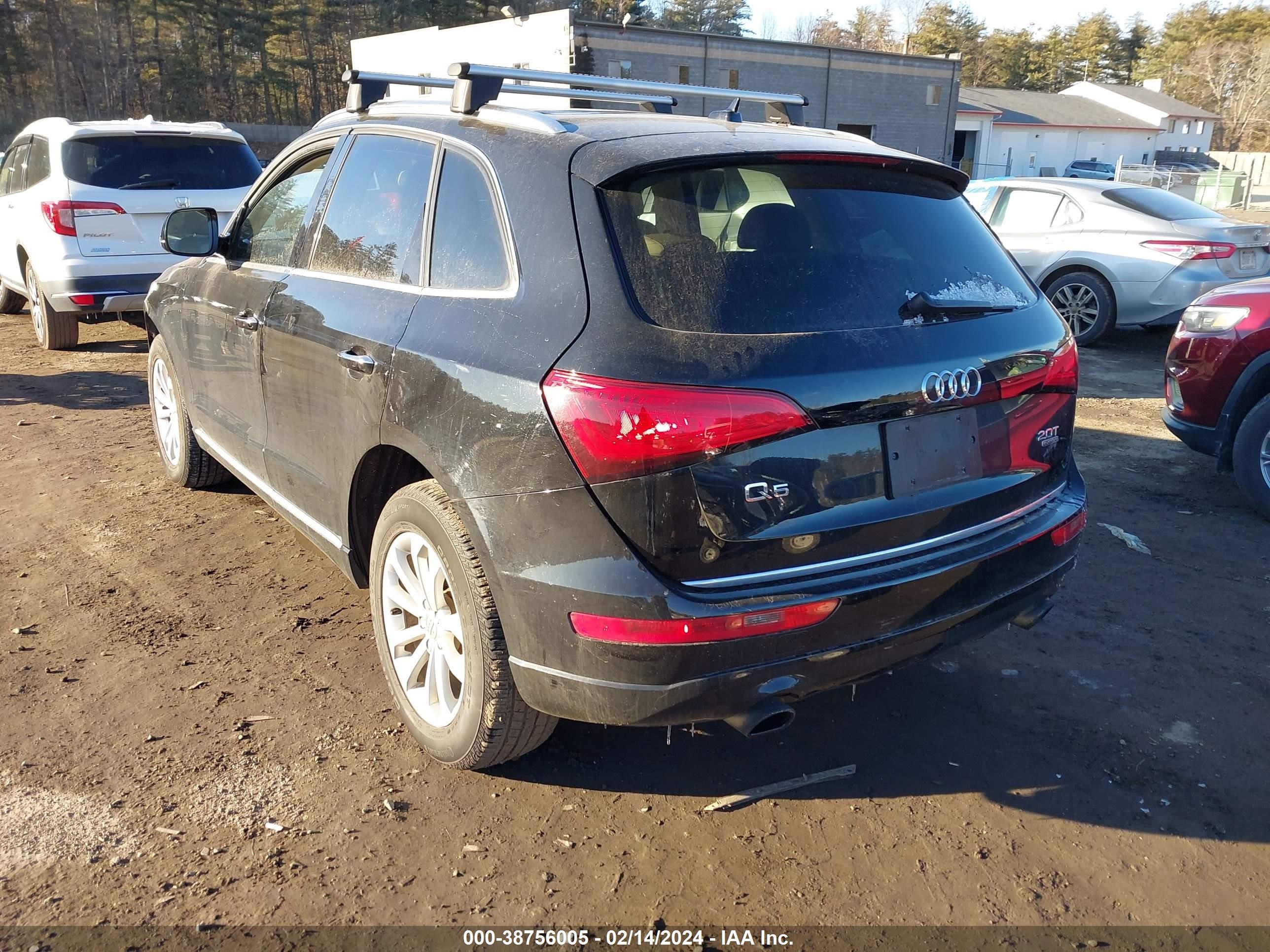 2017 Audi Q5 2.0T Premium vin: WA1C2AFP4HA025632