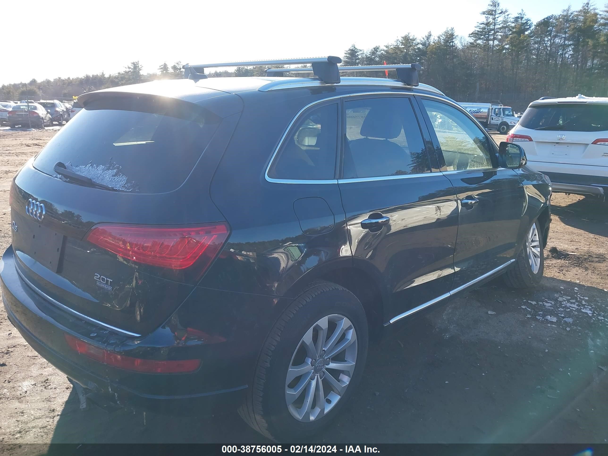 2017 Audi Q5 2.0T Premium vin: WA1C2AFP4HA025632