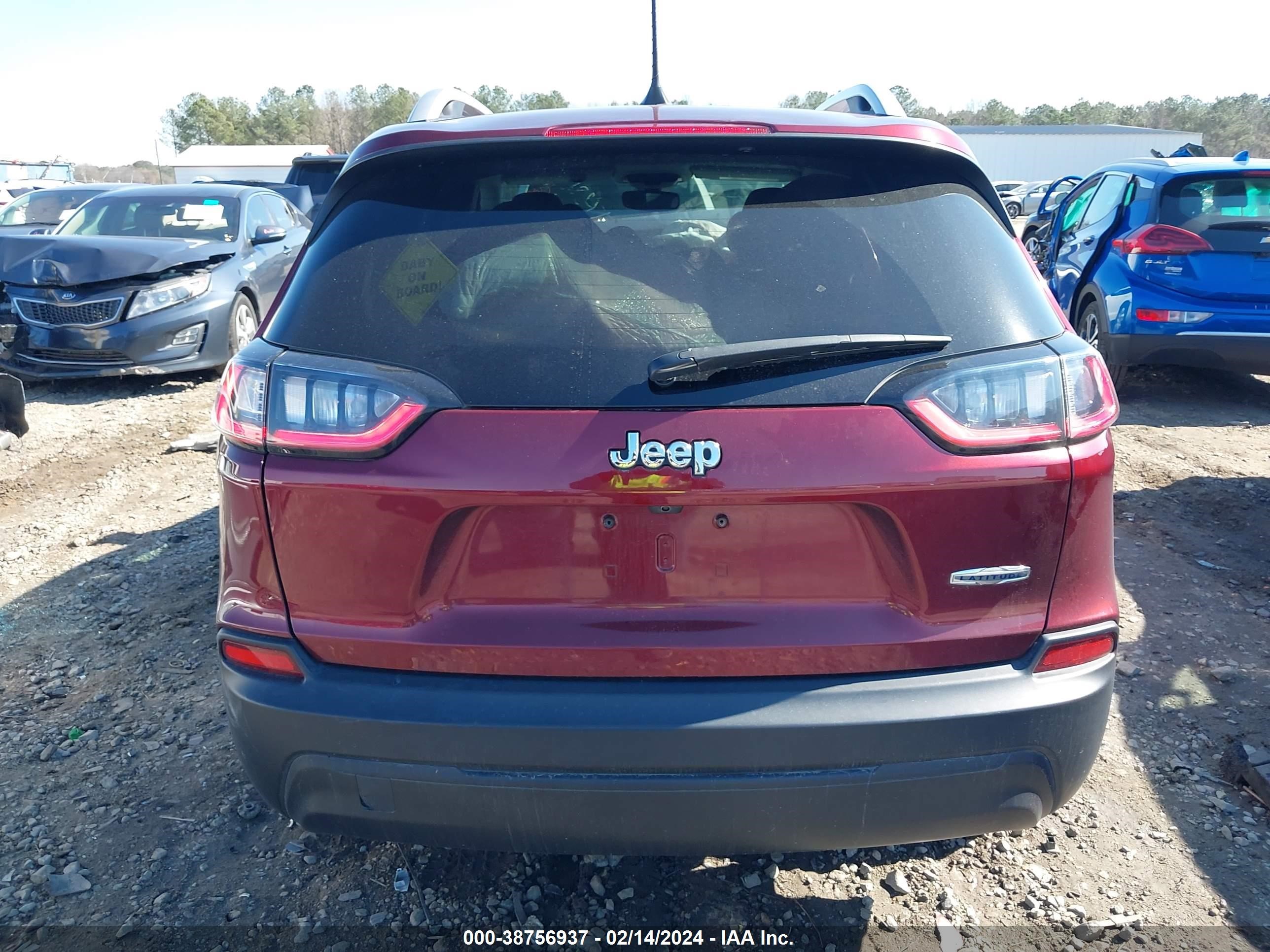 2021 Jeep Cherokee Latitude Fwd vin: 1C4PJLCB2MD192224