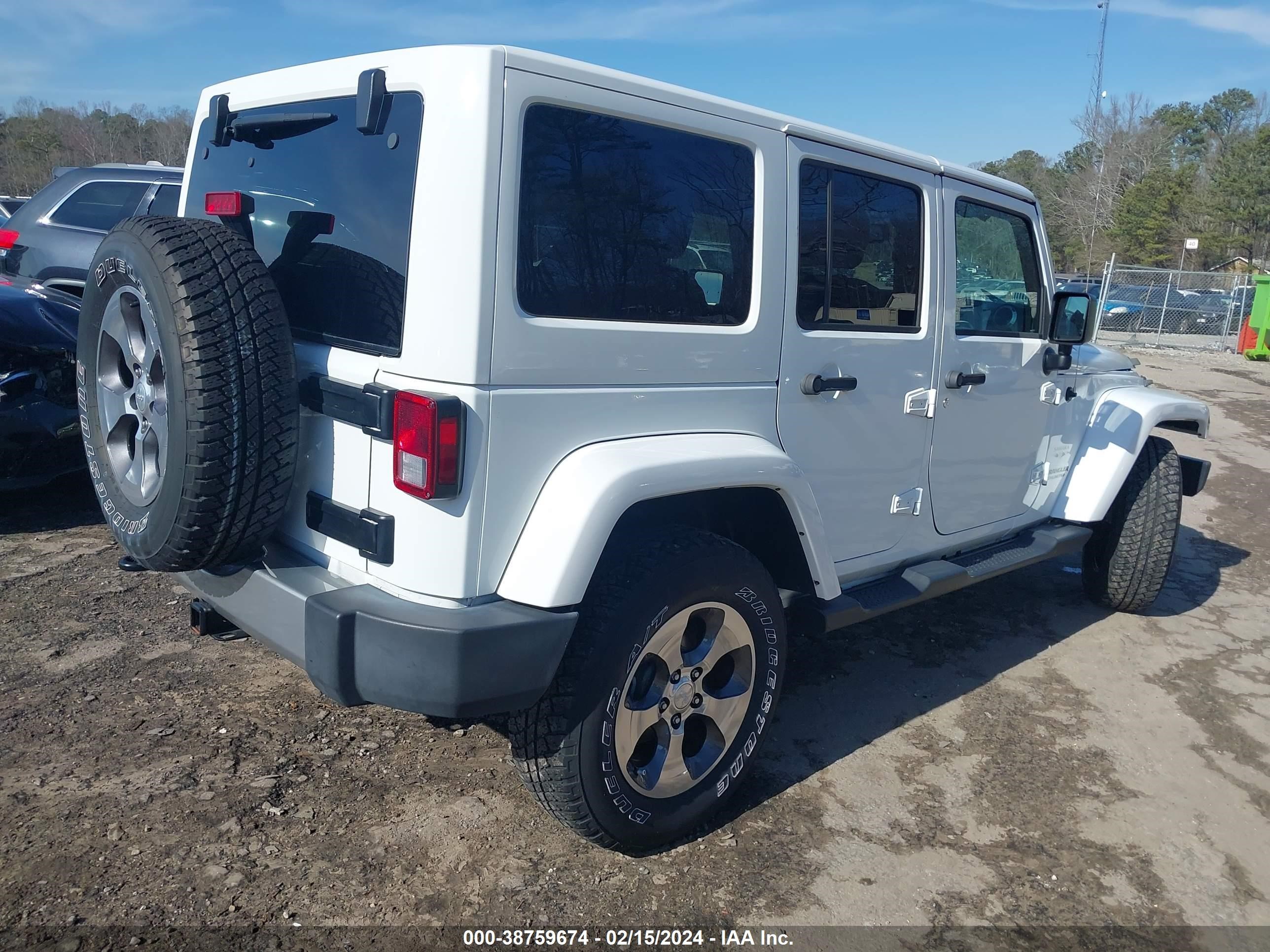 2017 Jeep Wrangler Unlimited Sahara 4X4 vin: 1C4BJWEG1HL689667