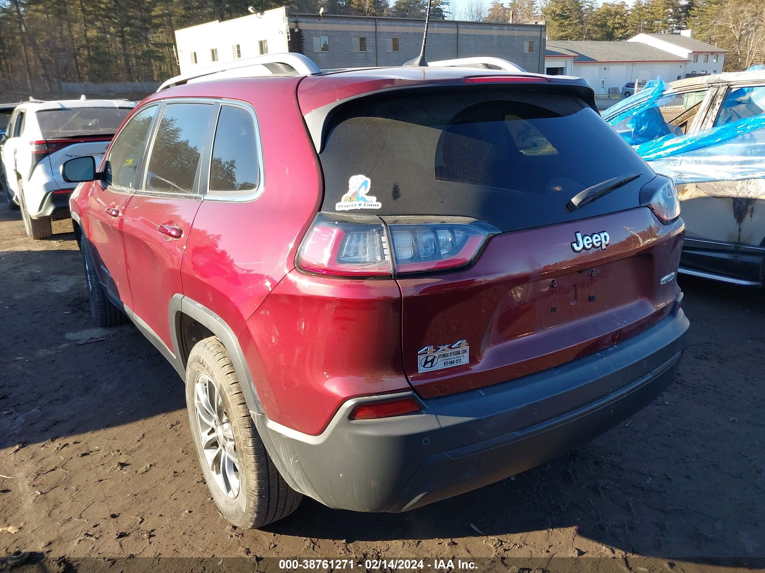 2019 Jeep Cherokee Latitude Plus 4X4 vin: 1C4PJMLB7KD337101