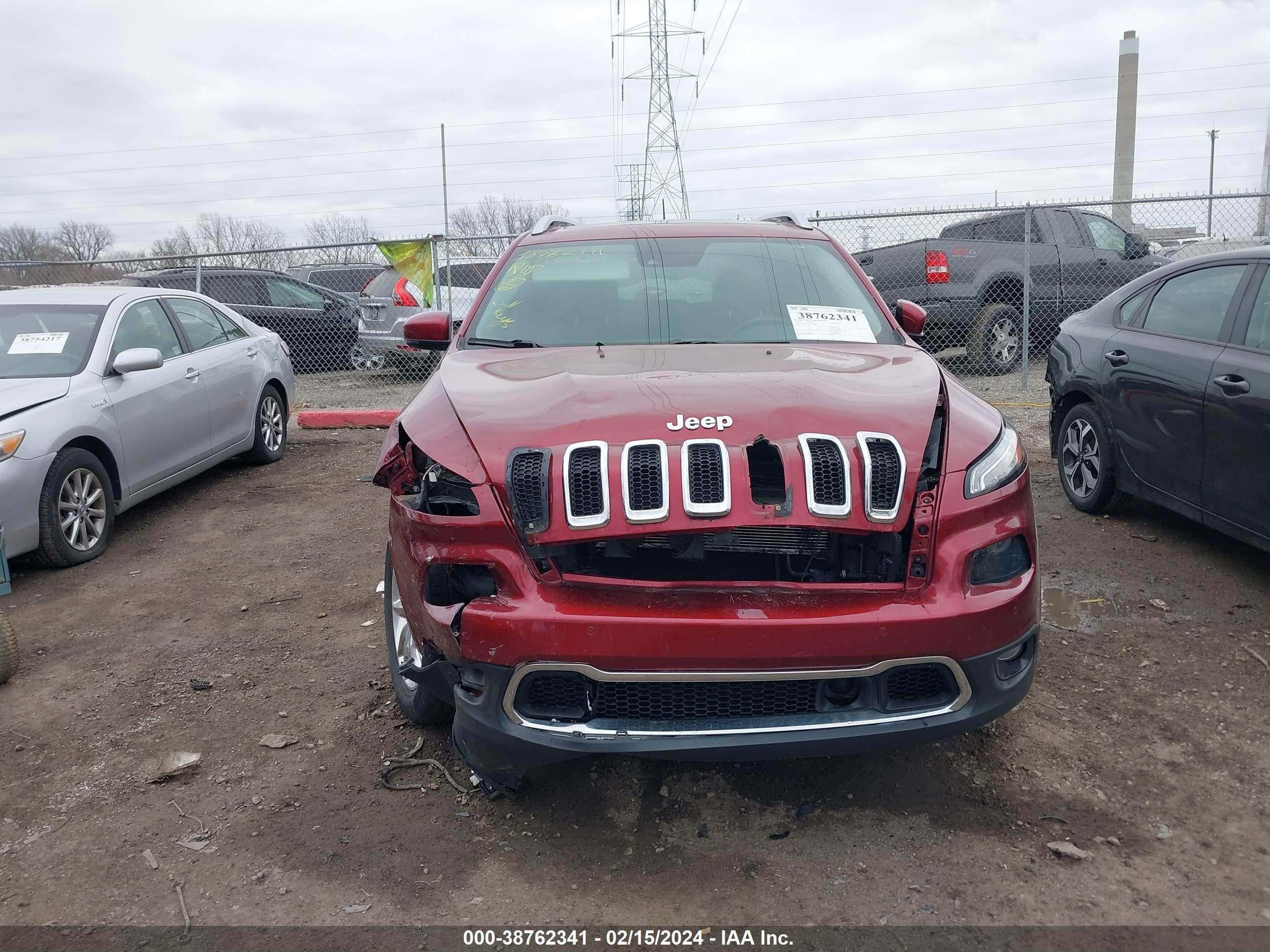 2015 Jeep Cherokee Limited vin: 1C4PJMDS1FW758885