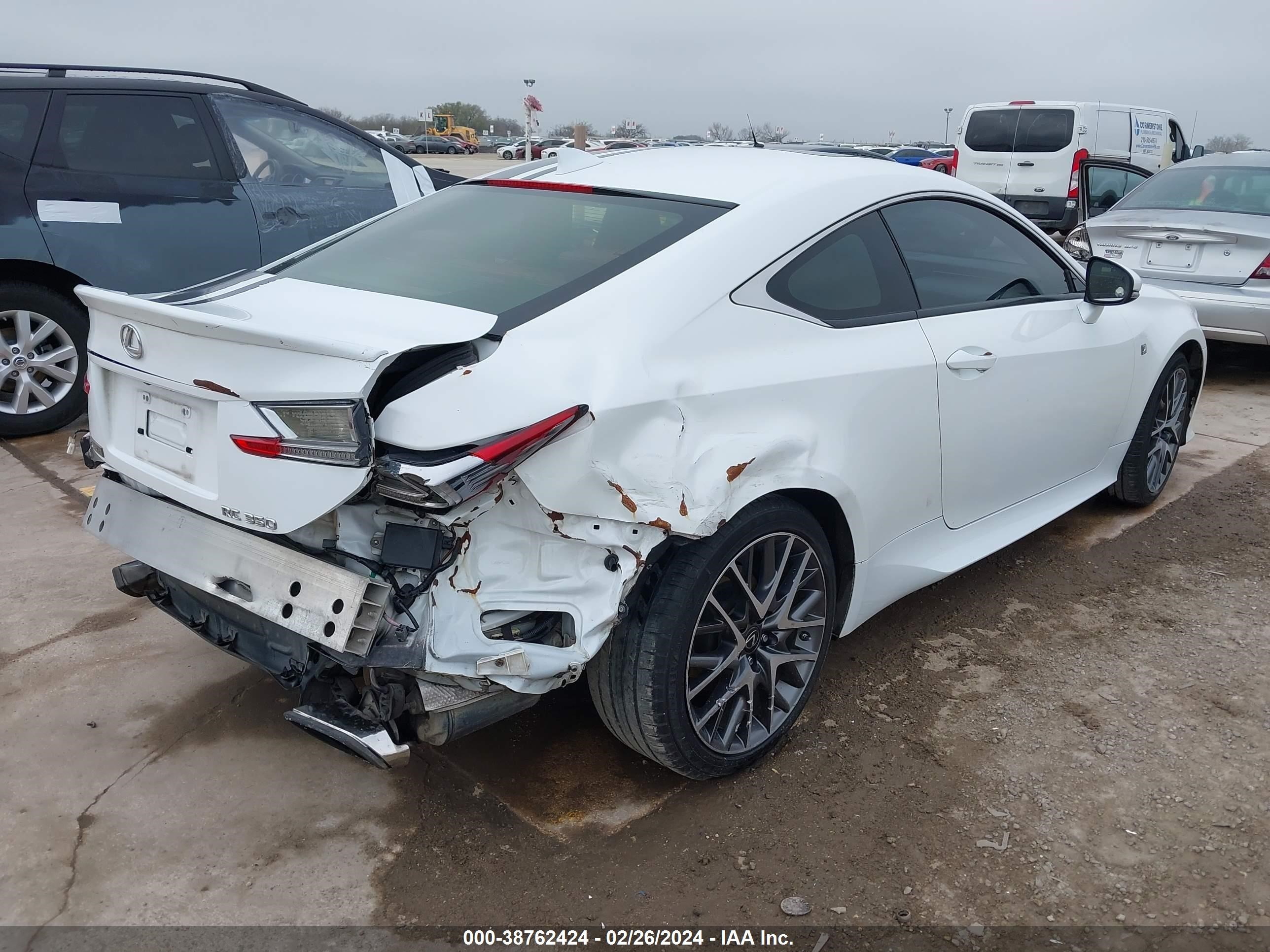 2015 Lexus Rc 350 vin: JTHHE5BC5F5003253