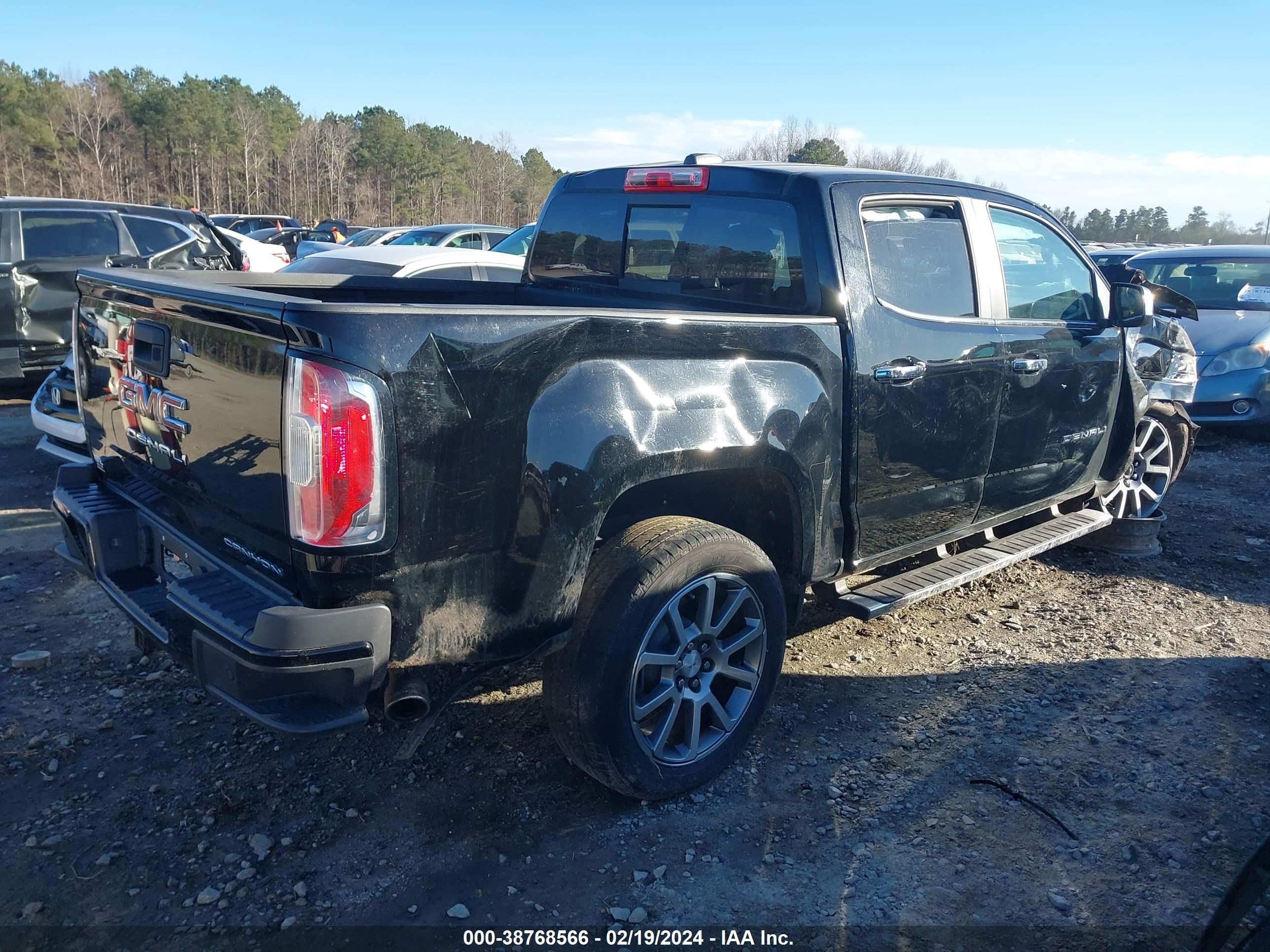 2022 GMC Canyon 4Wd Short Box Denali vin: 1GTG6EEN1N1205133