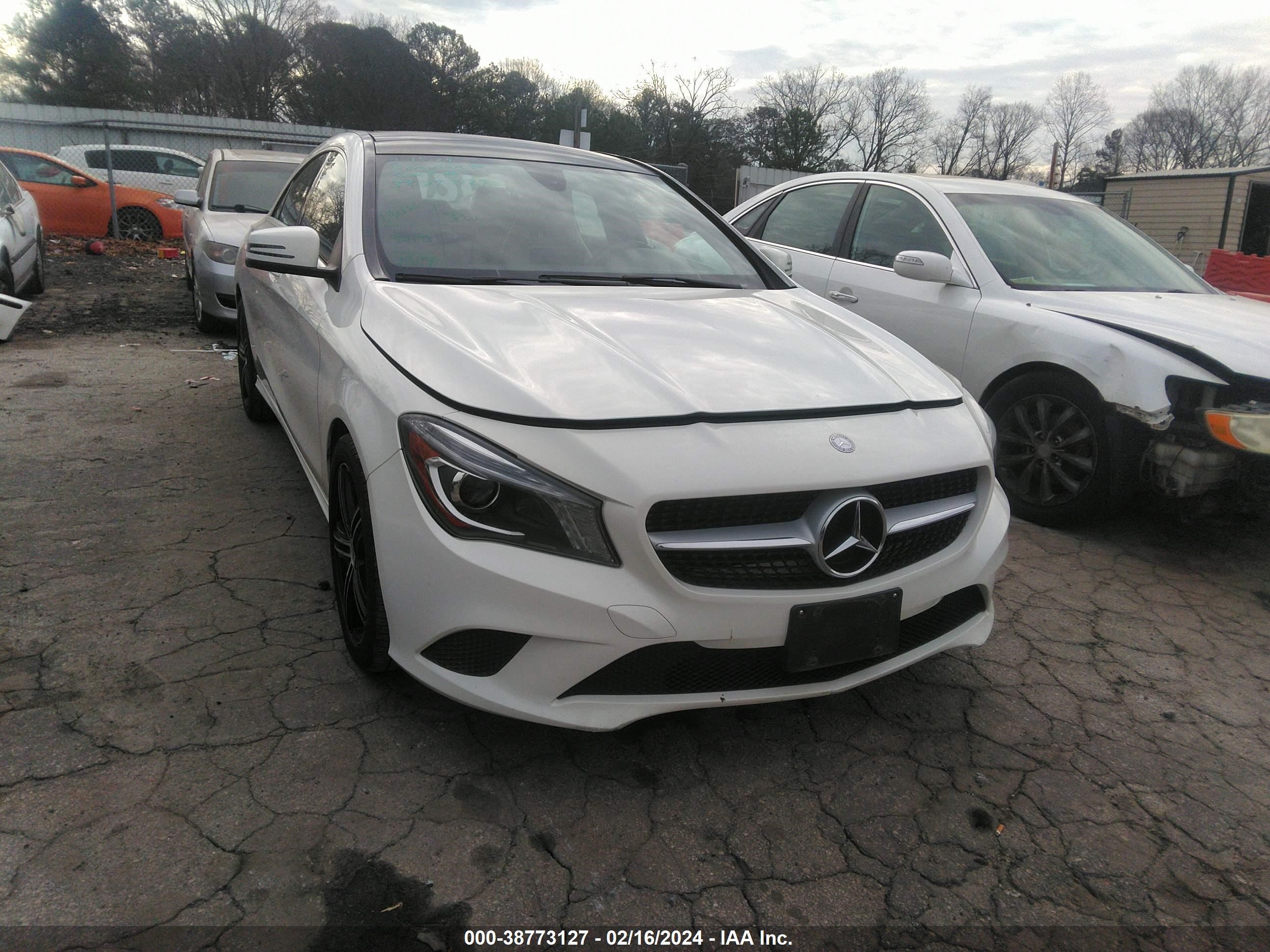 2015 Mercedes-Benz Cla 250 4Matic vin: WDDSJ4GBXFN232837